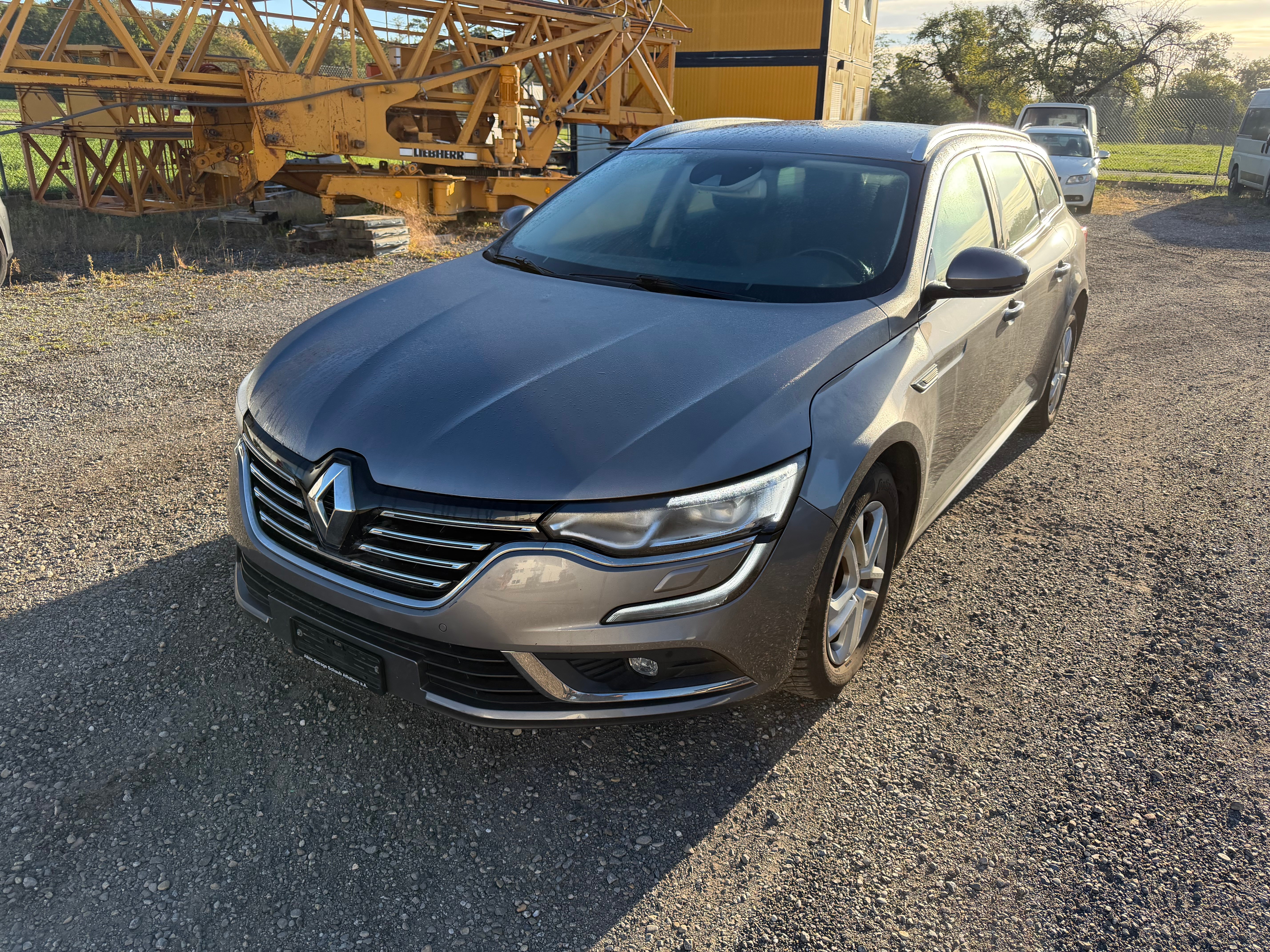 Car photo