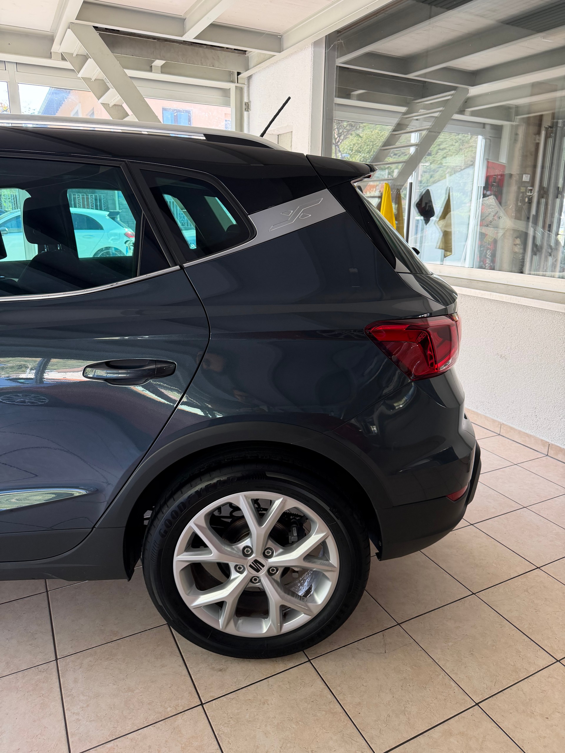 SEAT Arona 1.0 TSI Eco FR DSG-image-3