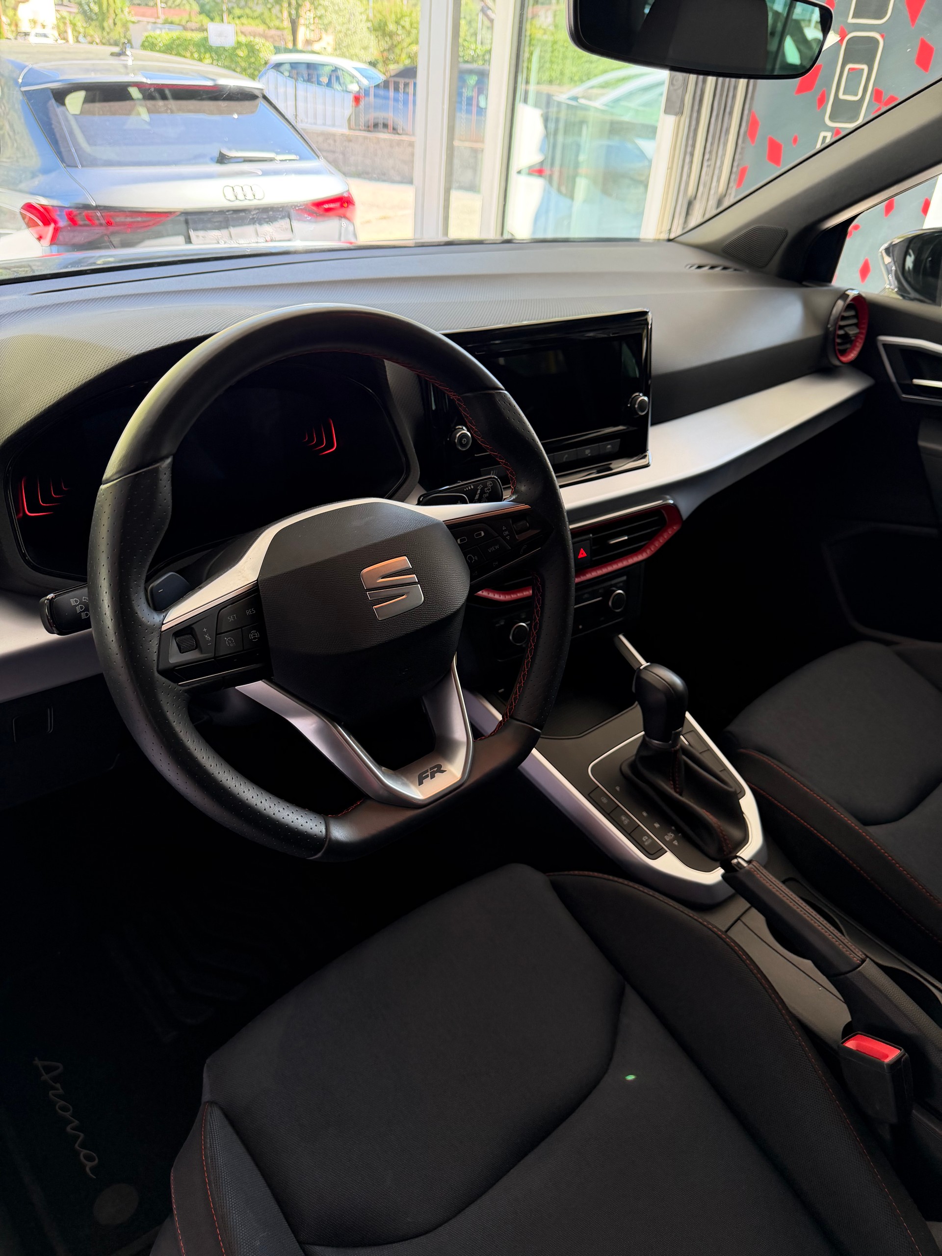 SEAT Arona 1.0 TSI Eco FR DSG-image-9