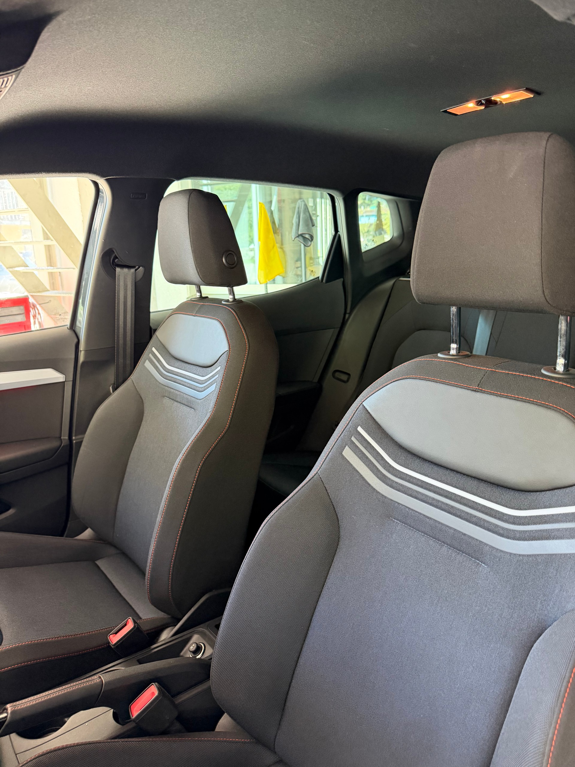 SEAT Arona 1.0 TSI Eco FR DSG-image-10
