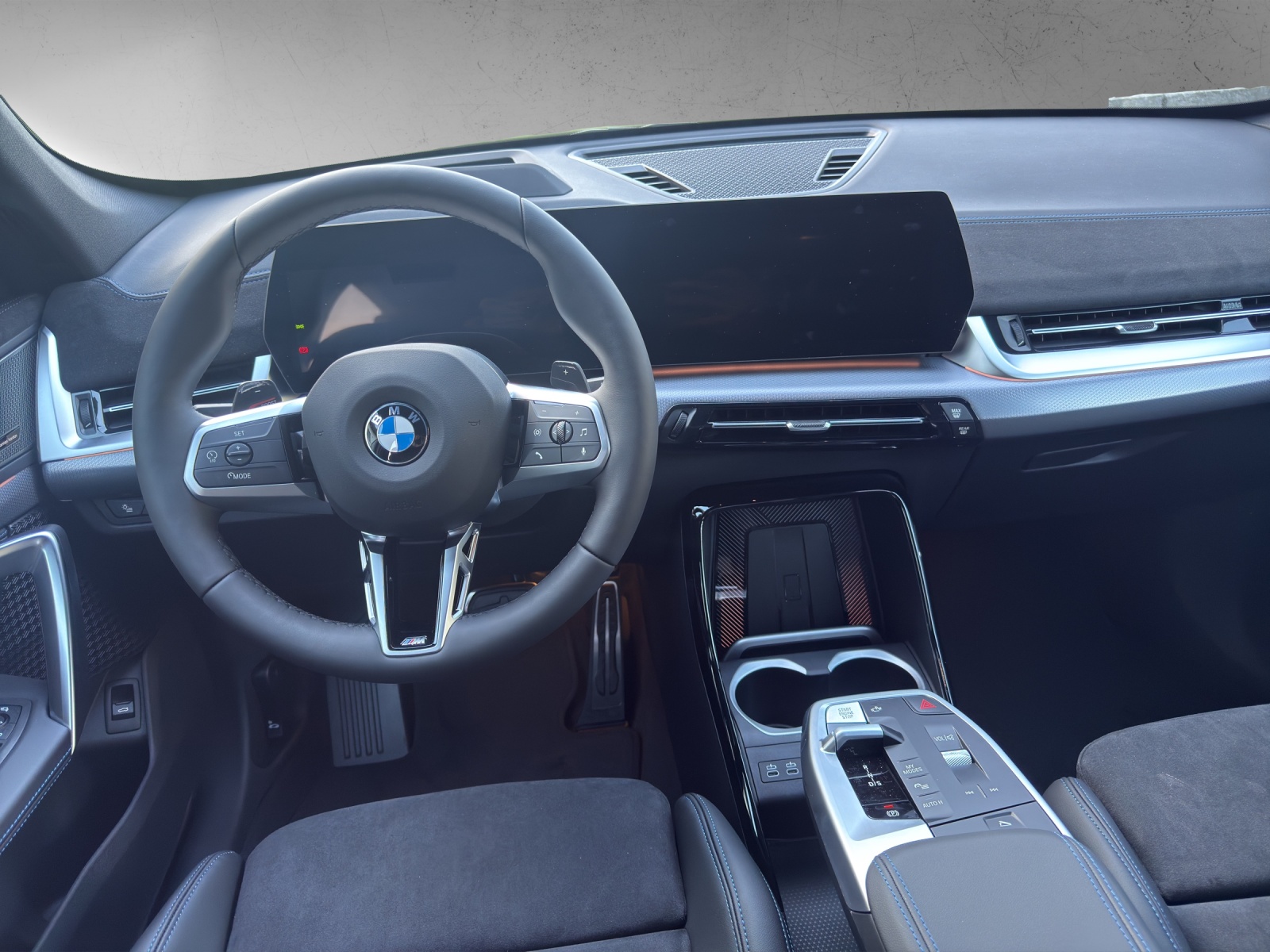 BMW X1 sDrive 20i 48V M Sport-image-13