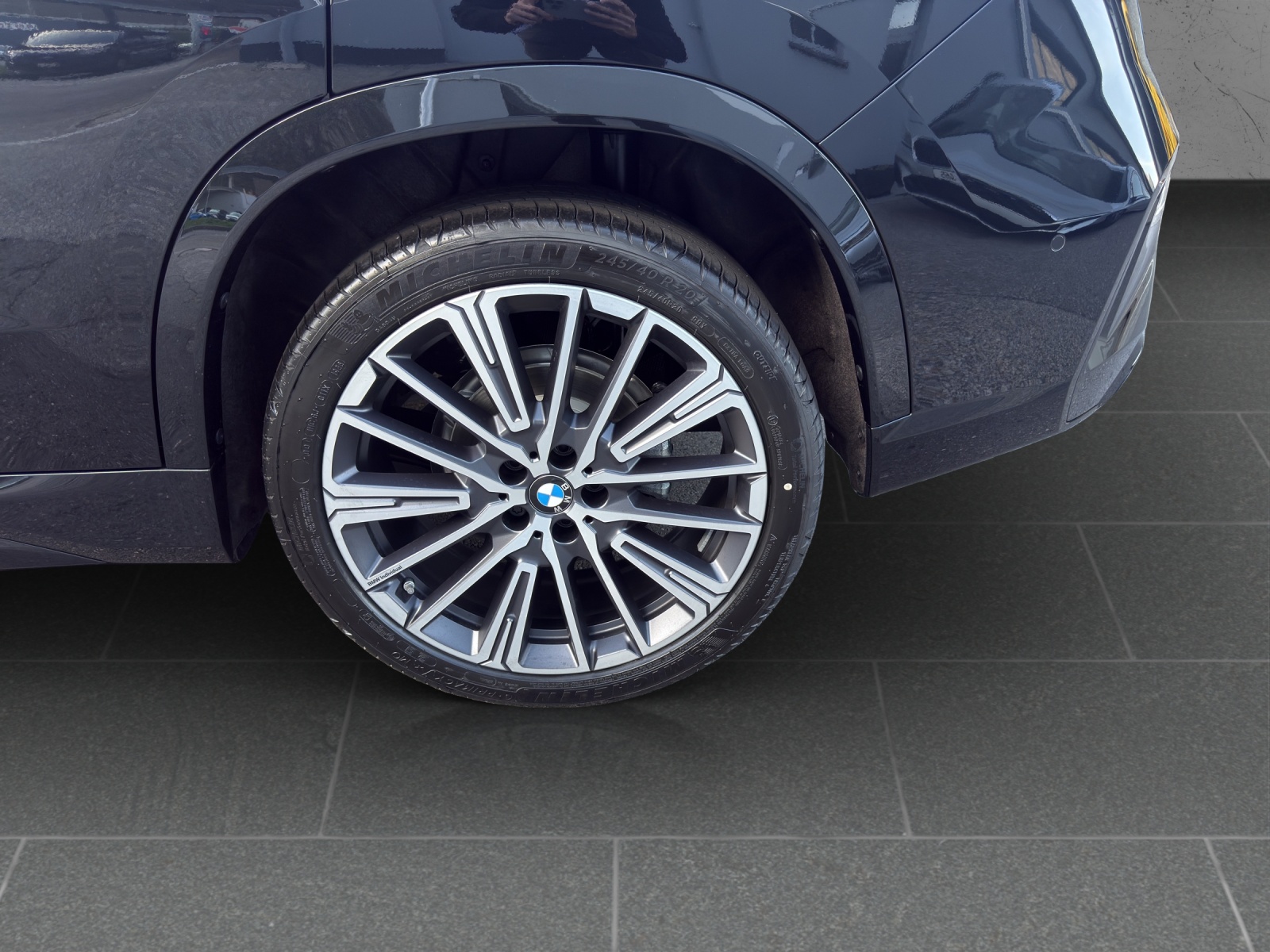 BMW X1 sDrive 20i 48V M Sport-image-11