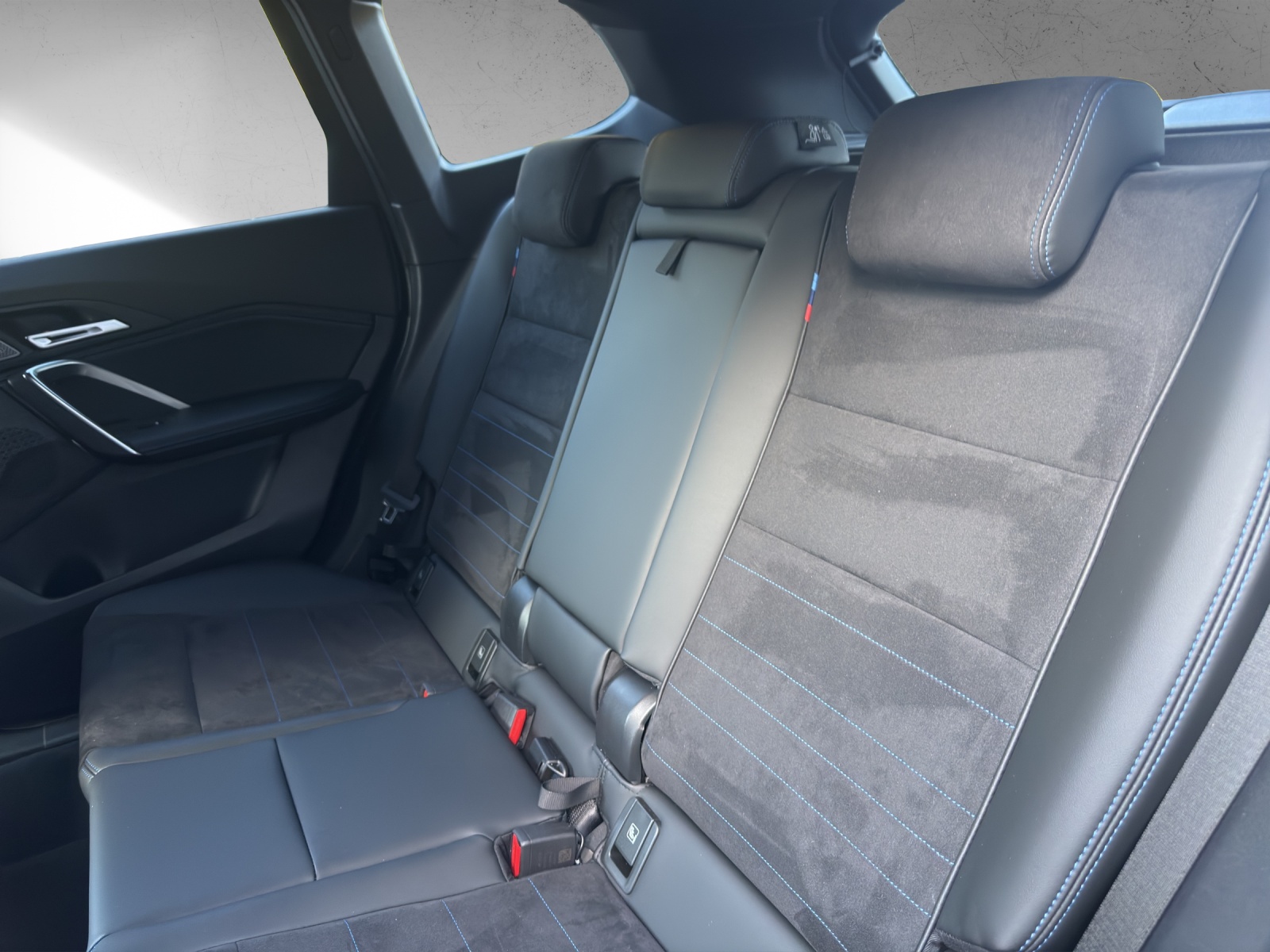 BMW X1 sDrive 20i 48V M Sport-image-16