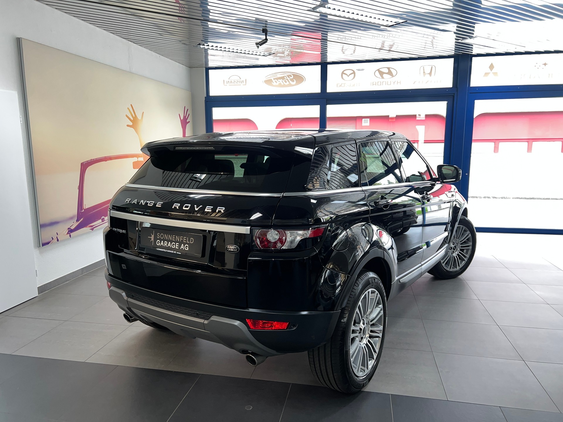 LAND ROVER Range Rover Evoque 2.2 SD4 Dynamic AT6-image-5