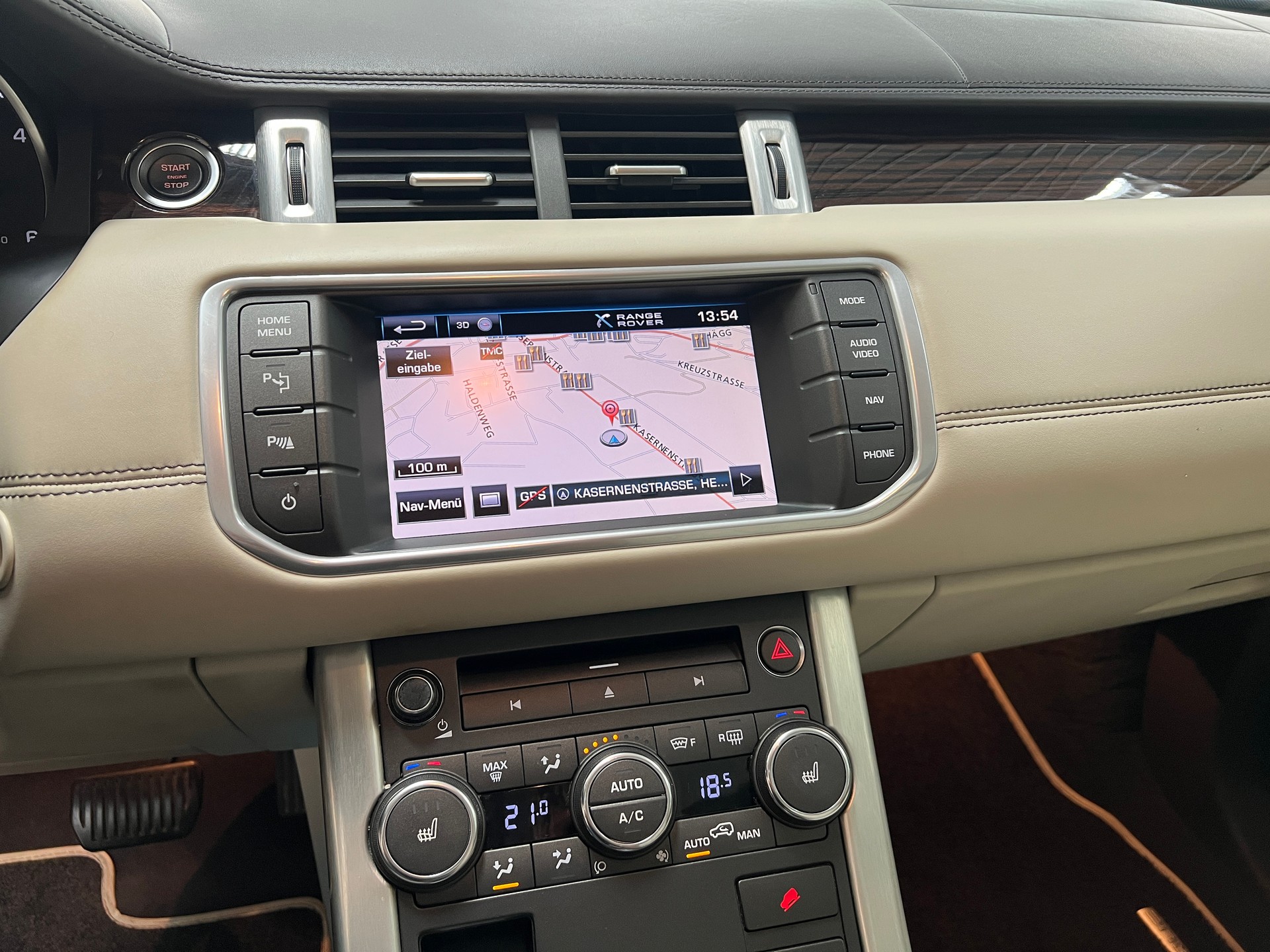 LAND ROVER Range Rover Evoque 2.2 SD4 Dynamic AT6-image-15