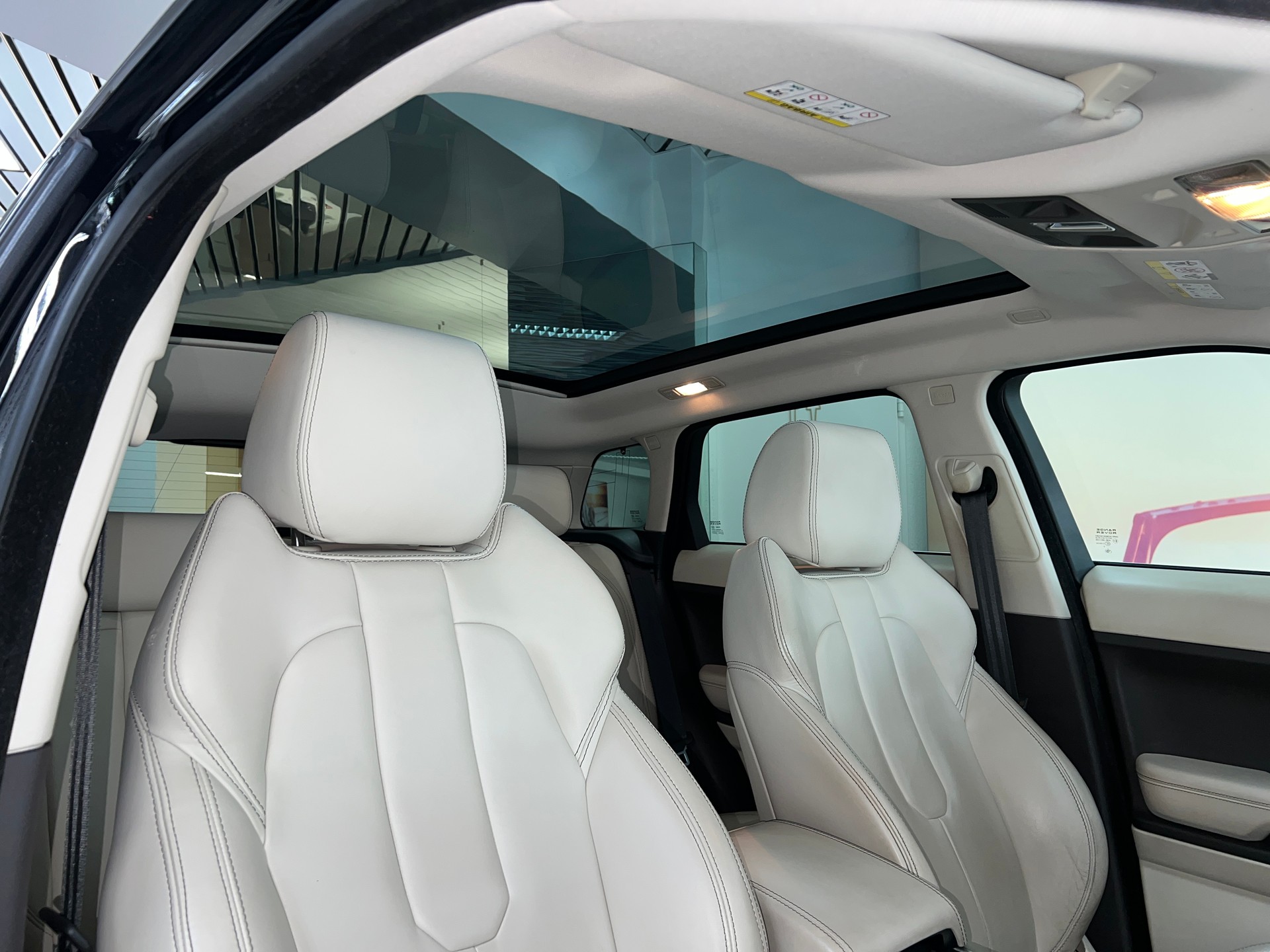 LAND ROVER Range Rover Evoque 2.2 SD4 Dynamic AT6-image-8