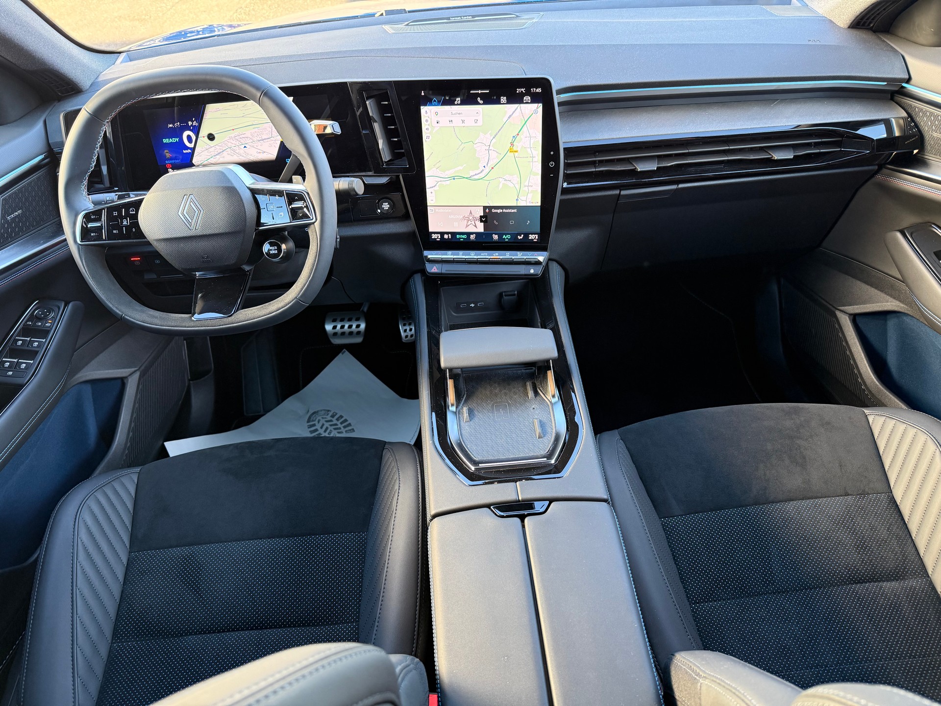 RENAULT Rafale 1.2 E-Tech Hybrid 200 Esprit Alpine-image-8