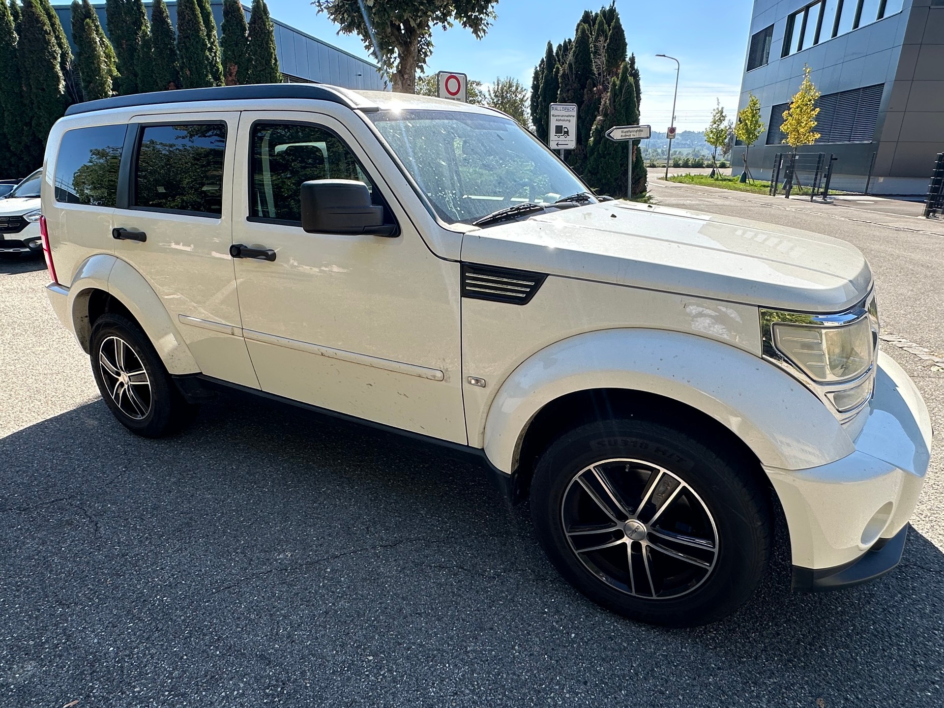 DODGE Nitro 2.8 CRD R/T Automatic-image-1