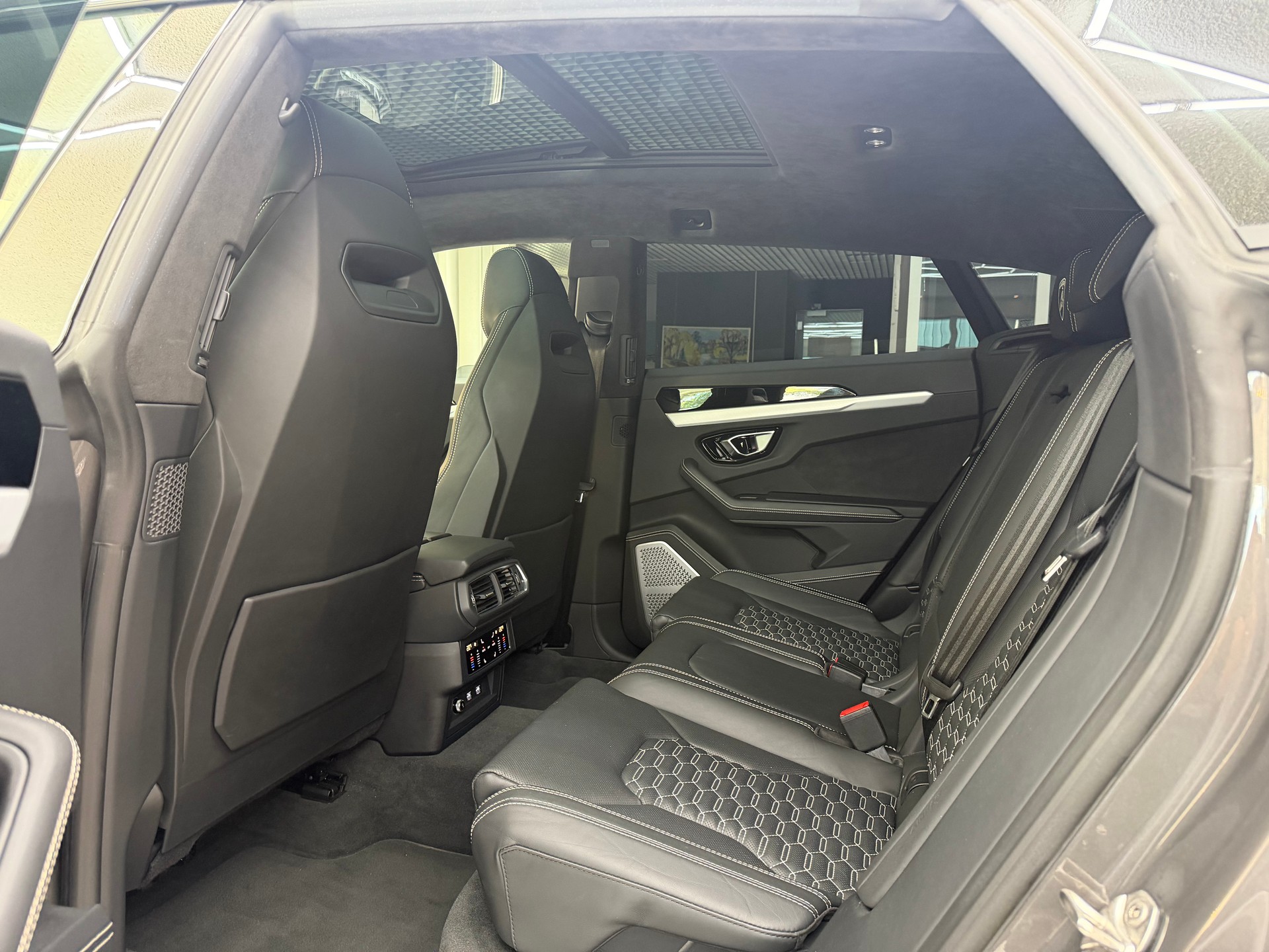 LAMBORGHINI Urus 4.0-image-13