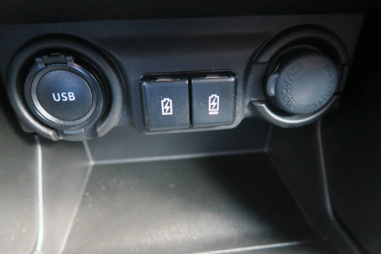 SUZUKI Swift 1.2 Compact+ Hybrid CVT-image-12