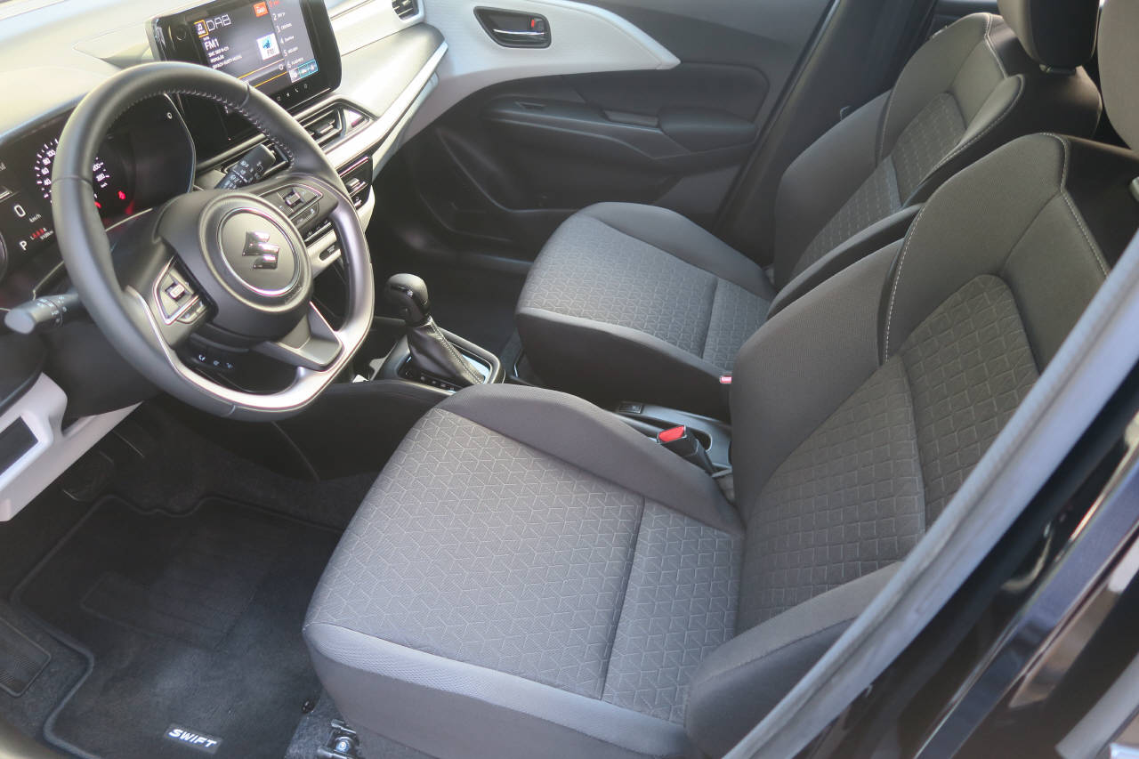SUZUKI Swift 1.2 Compact+ Hybrid CVT-image-3