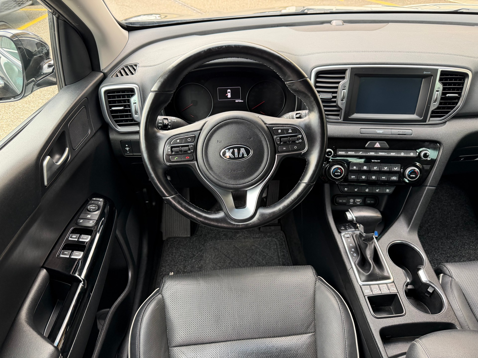 KIA Sportage 2.0CRDi LX 4WD Automat-image-9