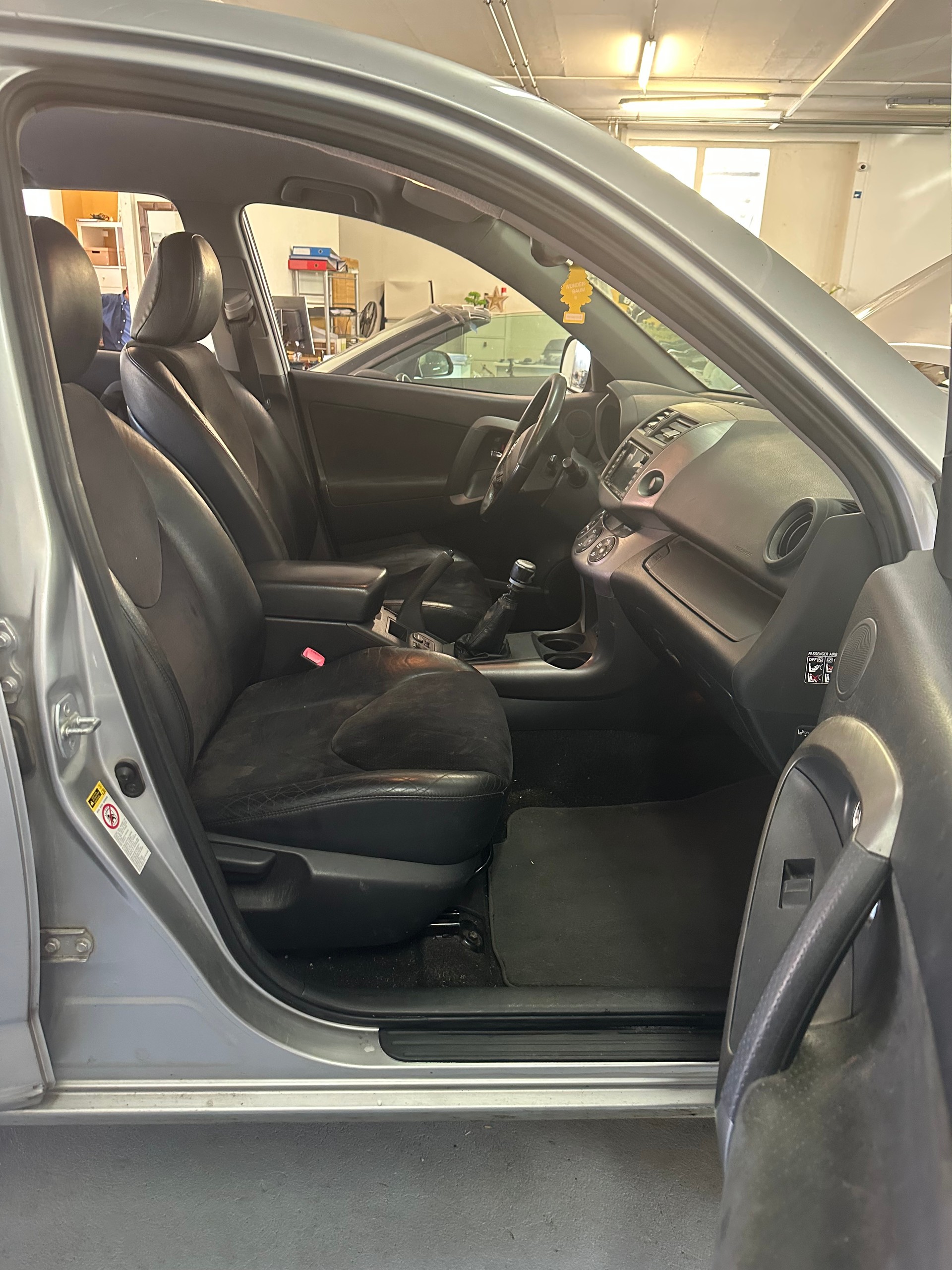 TOYOTA RAV-4 2.0 16V Linea Luna-image-7