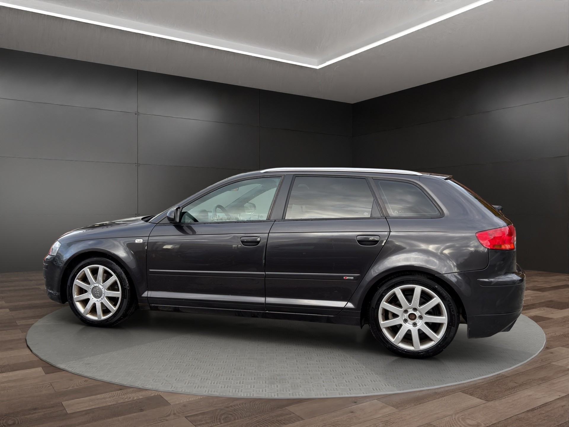 AUDI A3 Sportback 2.0 TDI Ambition quattro-image-15