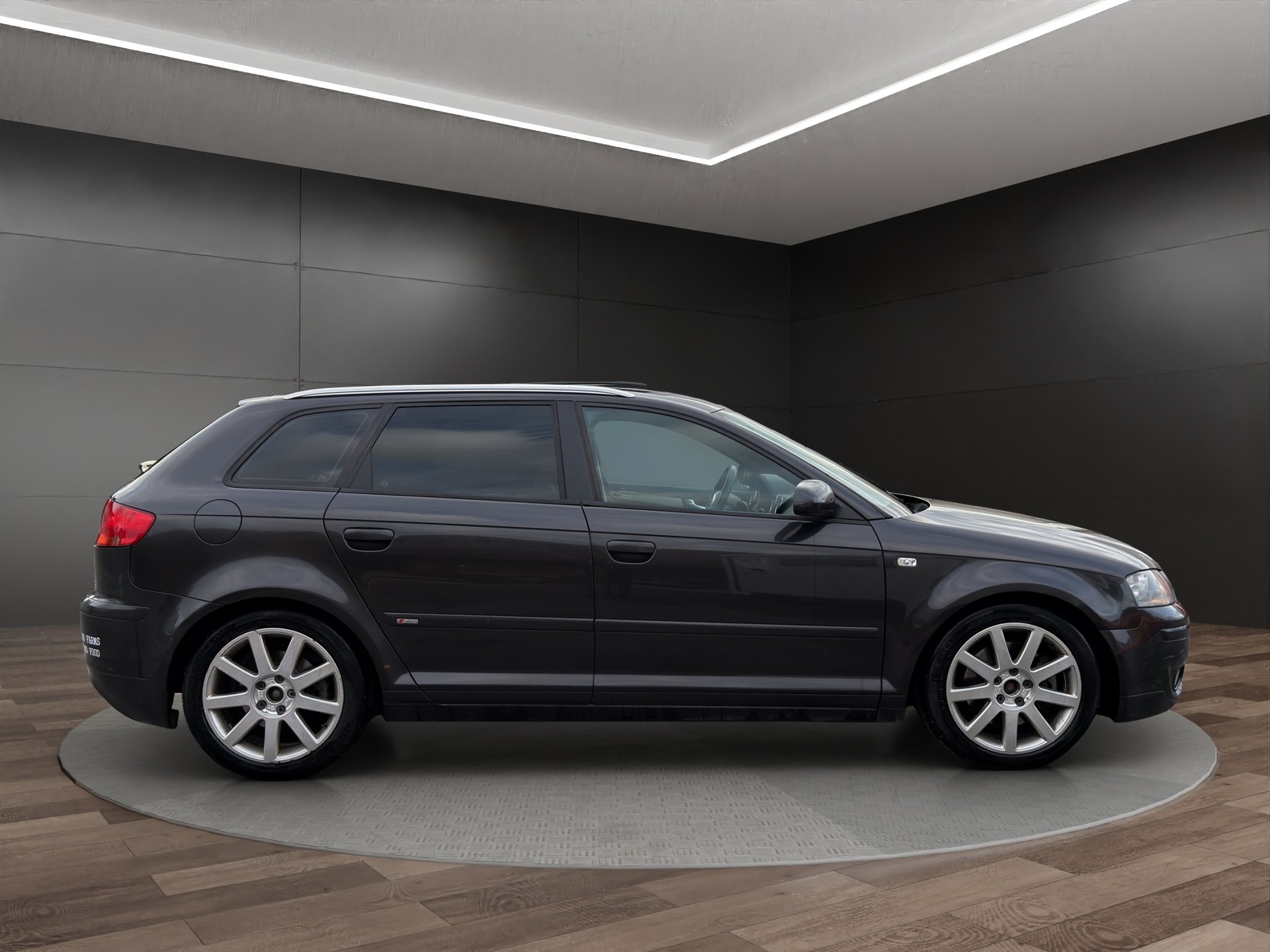 AUDI A3 Sportback 2.0 TDI Ambition quattro-image-3