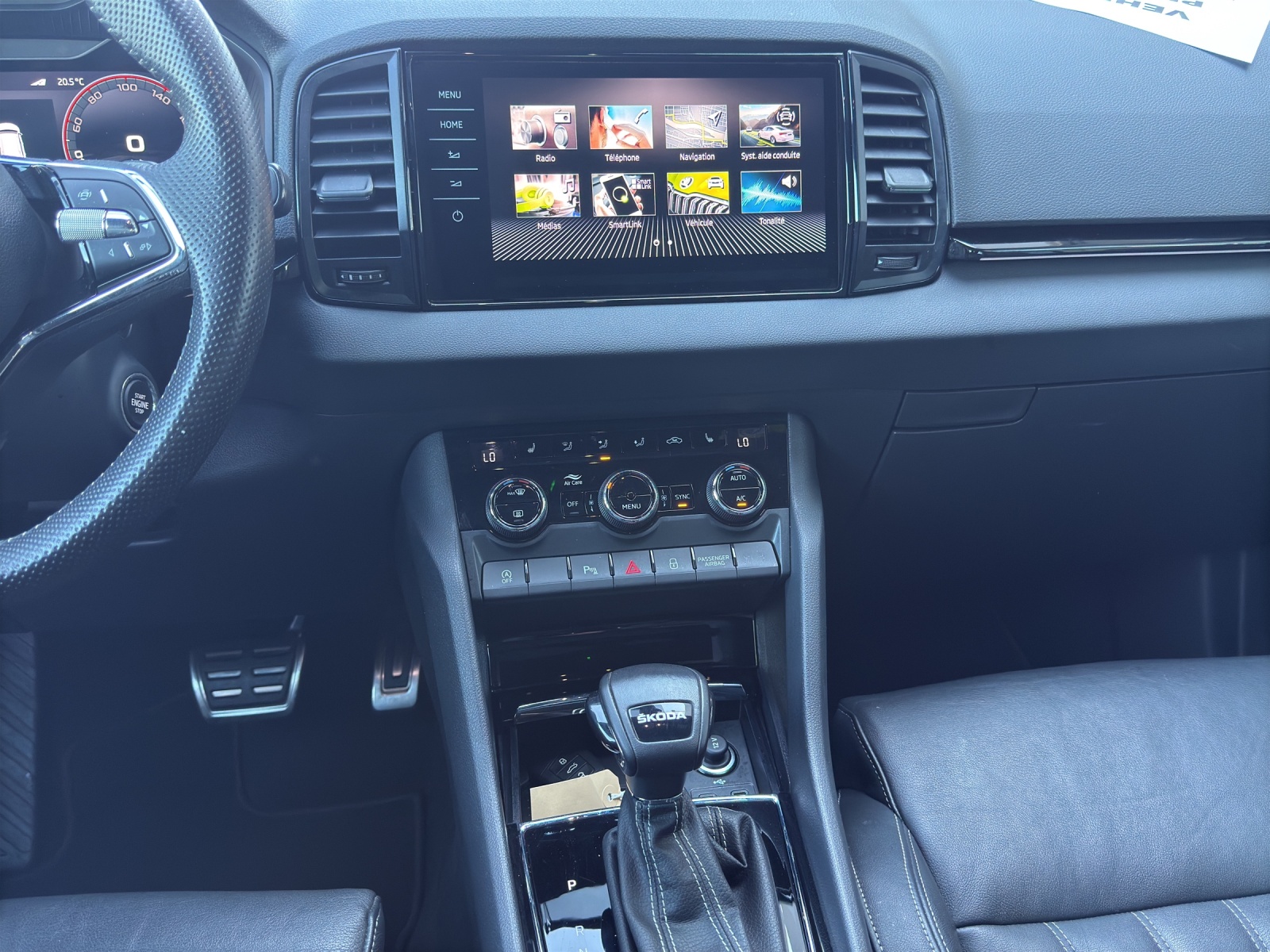SKODA Karoq 1.5 TSI SportLine DSG-image-10