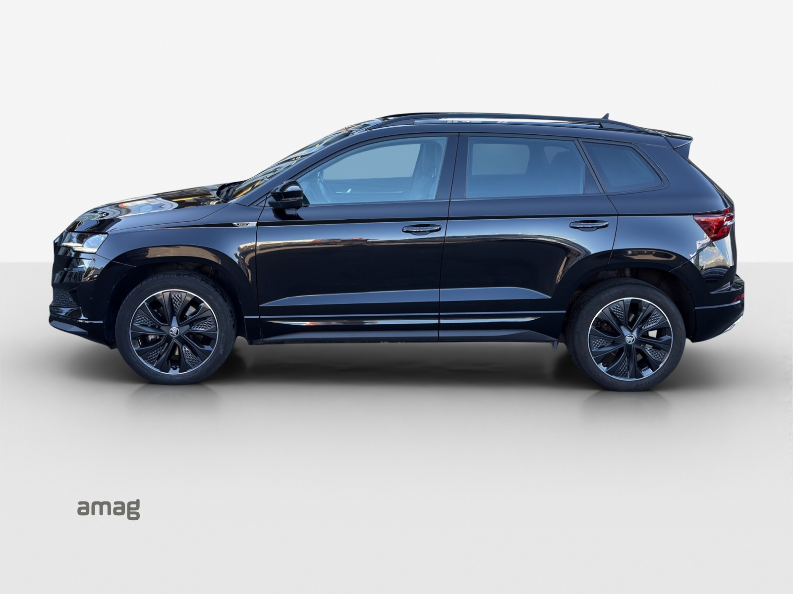 SKODA Karoq 1.5 TSI SportLine DSG-image-1