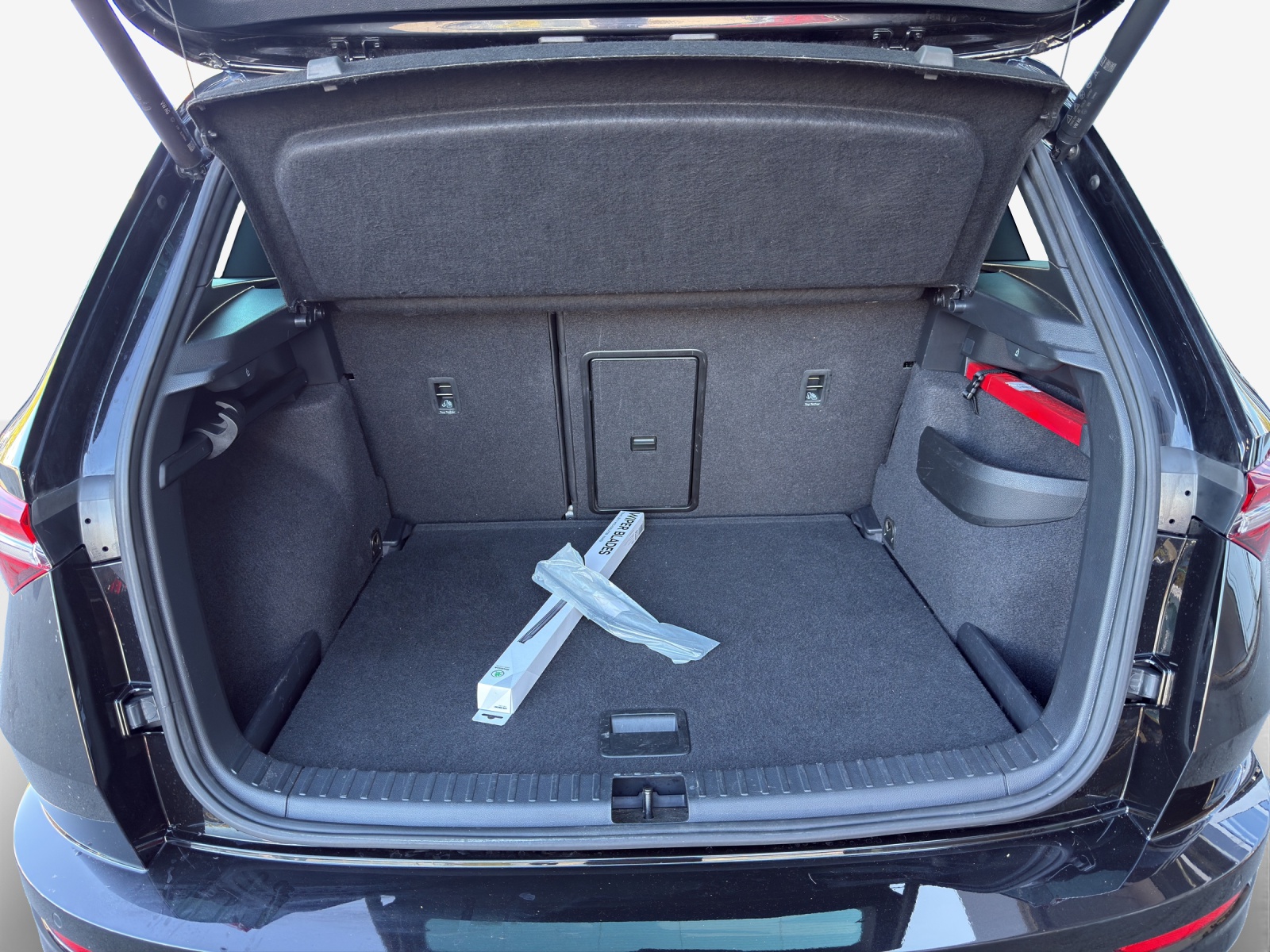 SKODA Karoq 1.5 TSI SportLine DSG-image-12