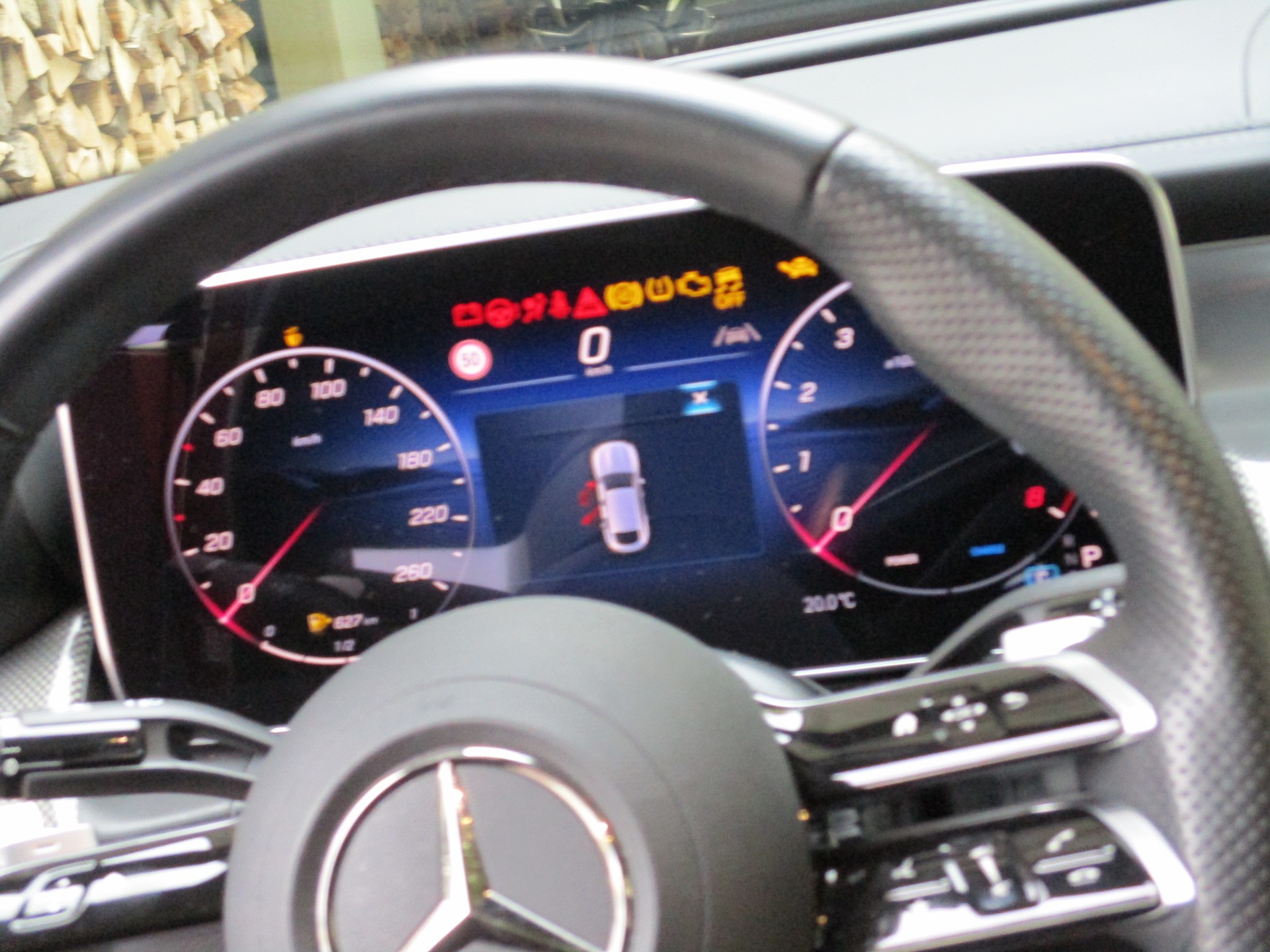 MERCEDES-BENZ GLC 300 AMG Line 4matic coupé-image-4