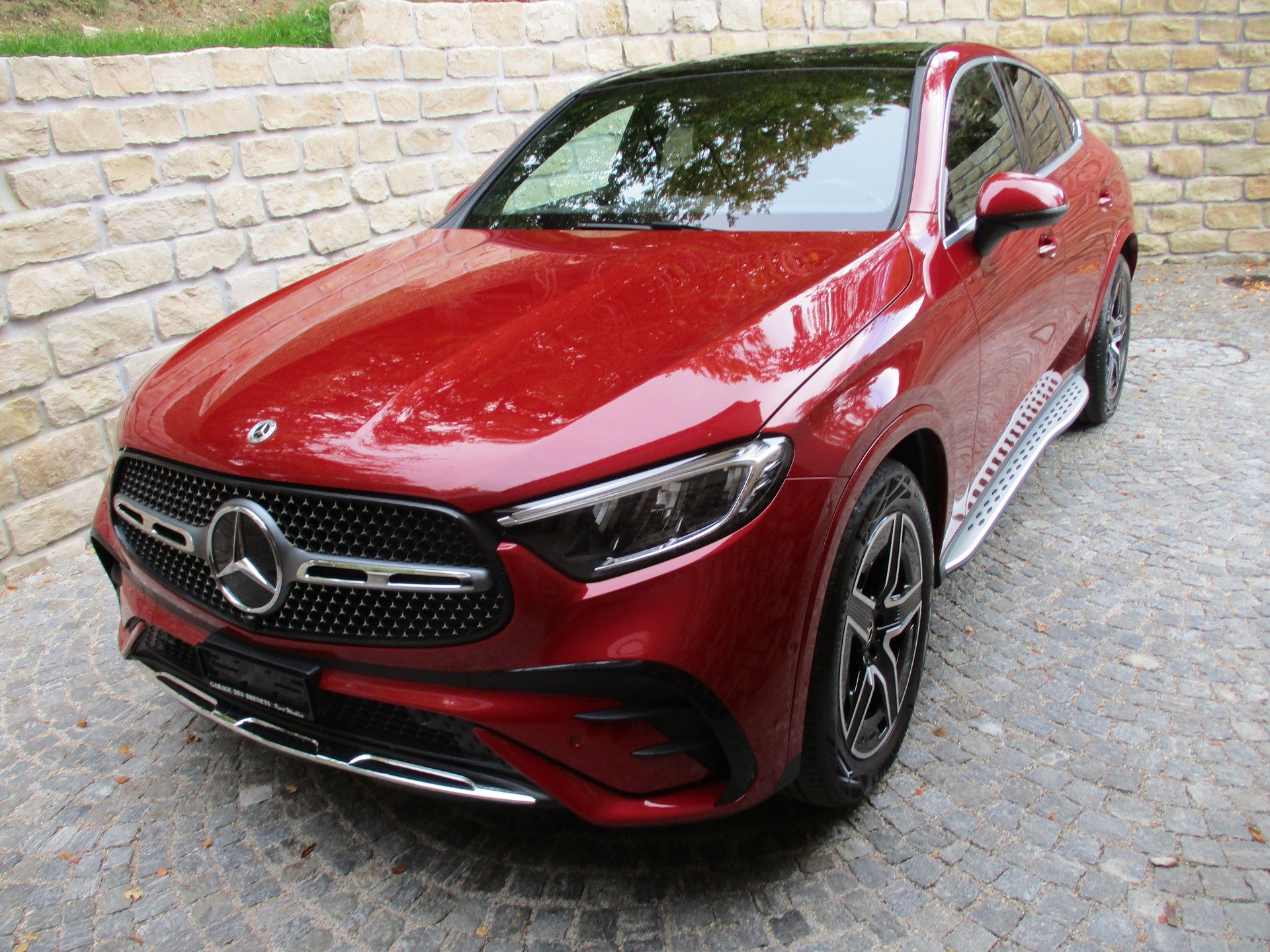 MERCEDES-BENZ GLC 300 AMG Line 4matic coupé-image-1