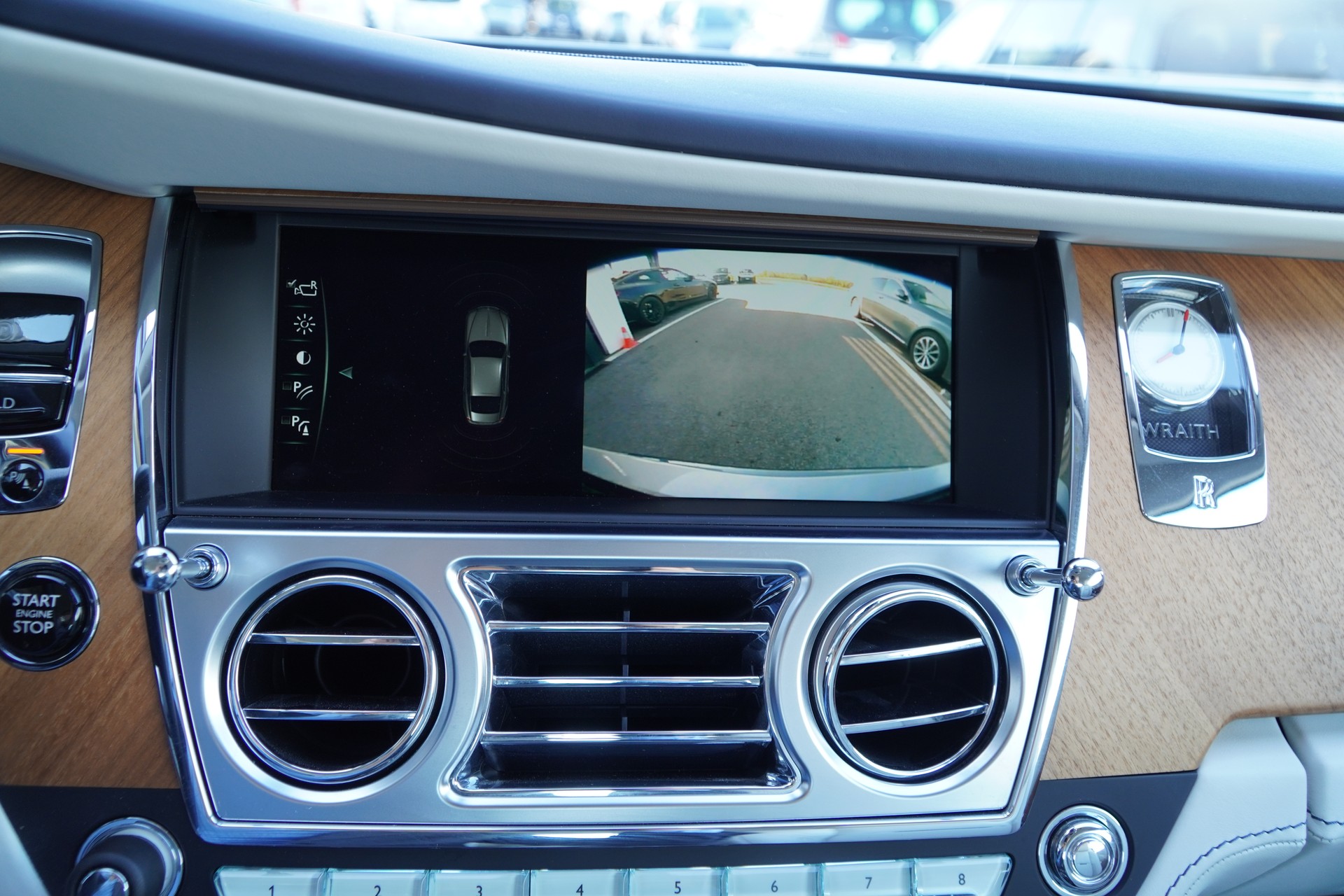 ROLLS-ROYCE Wraith 6.6 V12-image-16