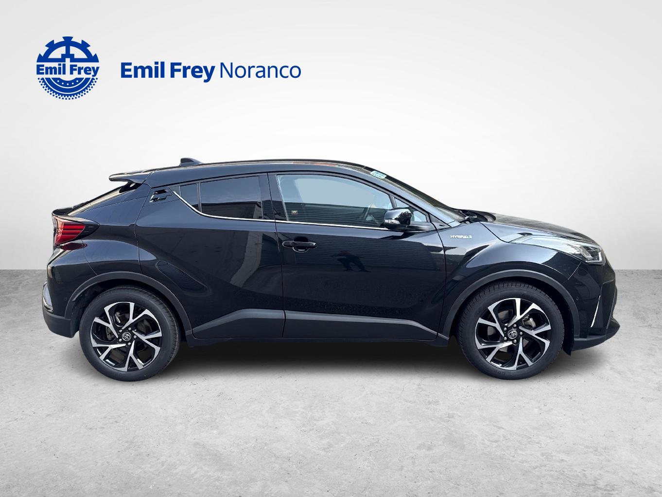 TOYOTA C-HR 2.0 VVTi HSD Trend-image-5