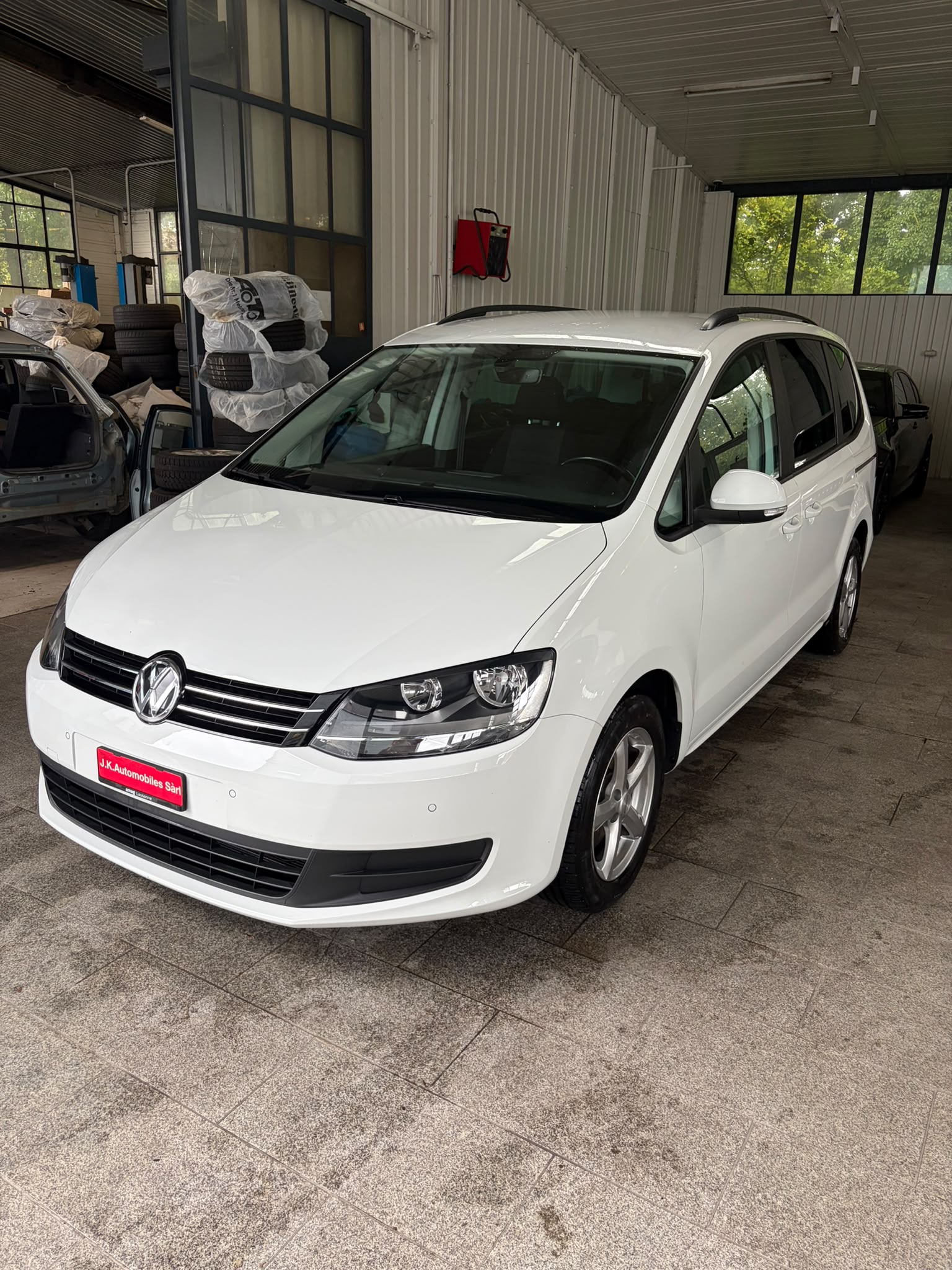 Car photo