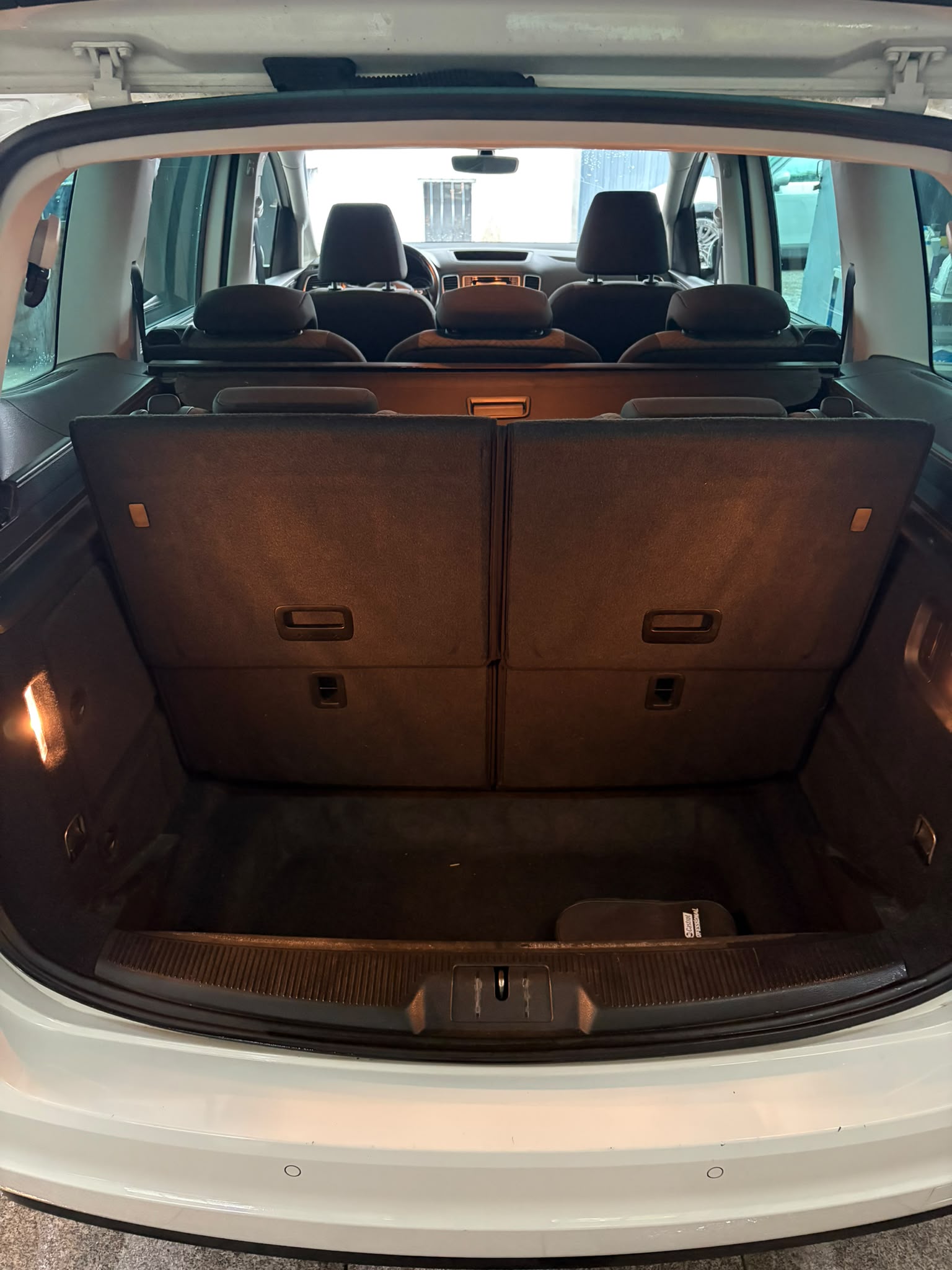VW Sharan 1.4 TSI BlMT Comfortline-image-15