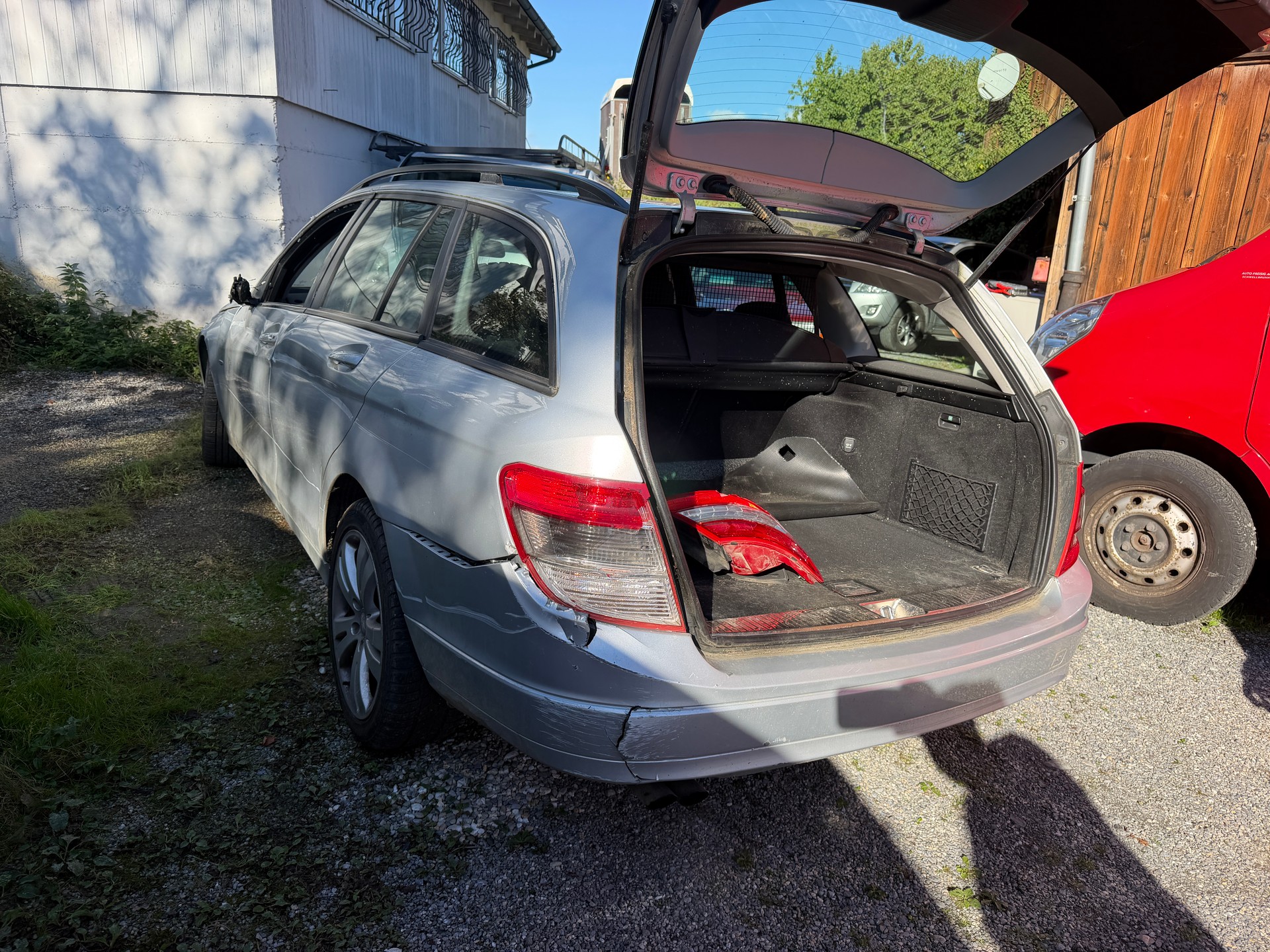 MERCEDES-BENZ C 180 CGI BlueEfficiency My Star Automatic-image-4
