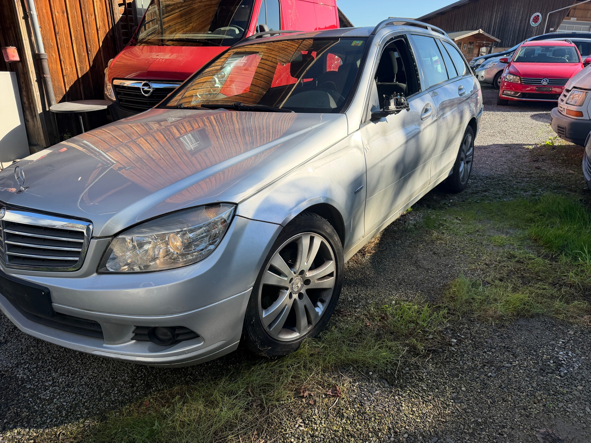 MERCEDES-BENZ C 180 CGI BlueEfficiency My Star Automatic-image-2