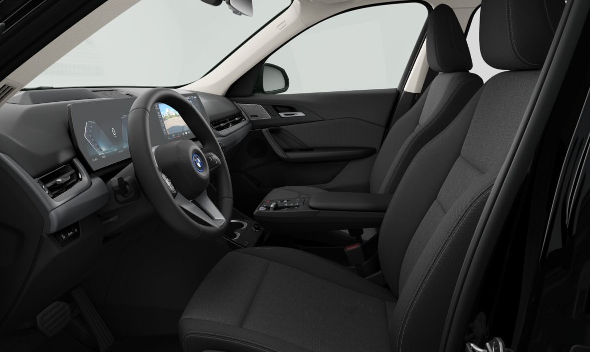 BMW iX1 xDrive 30-image-2