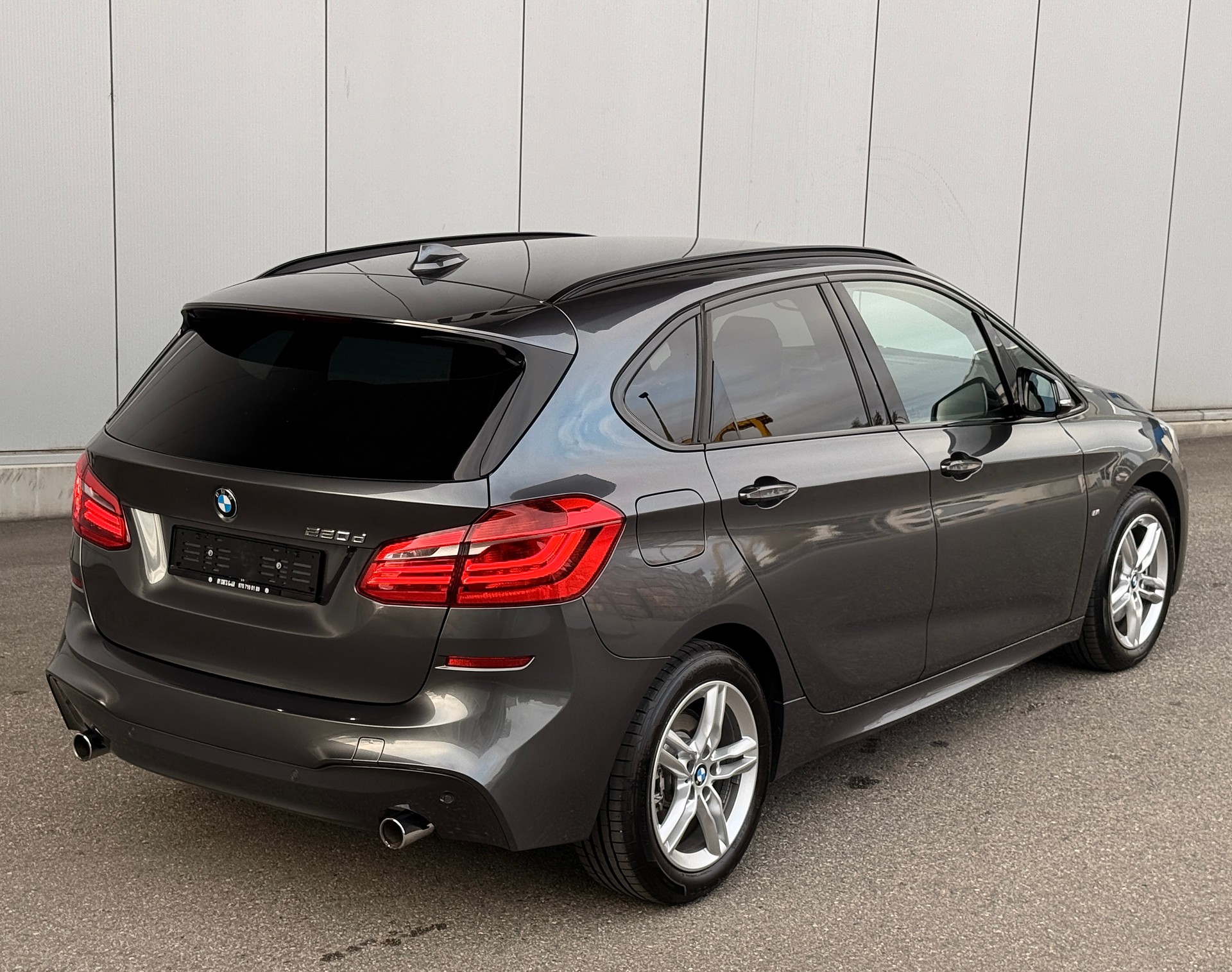 BMW 220d Active Tourer M Sport Steptronic-image-4