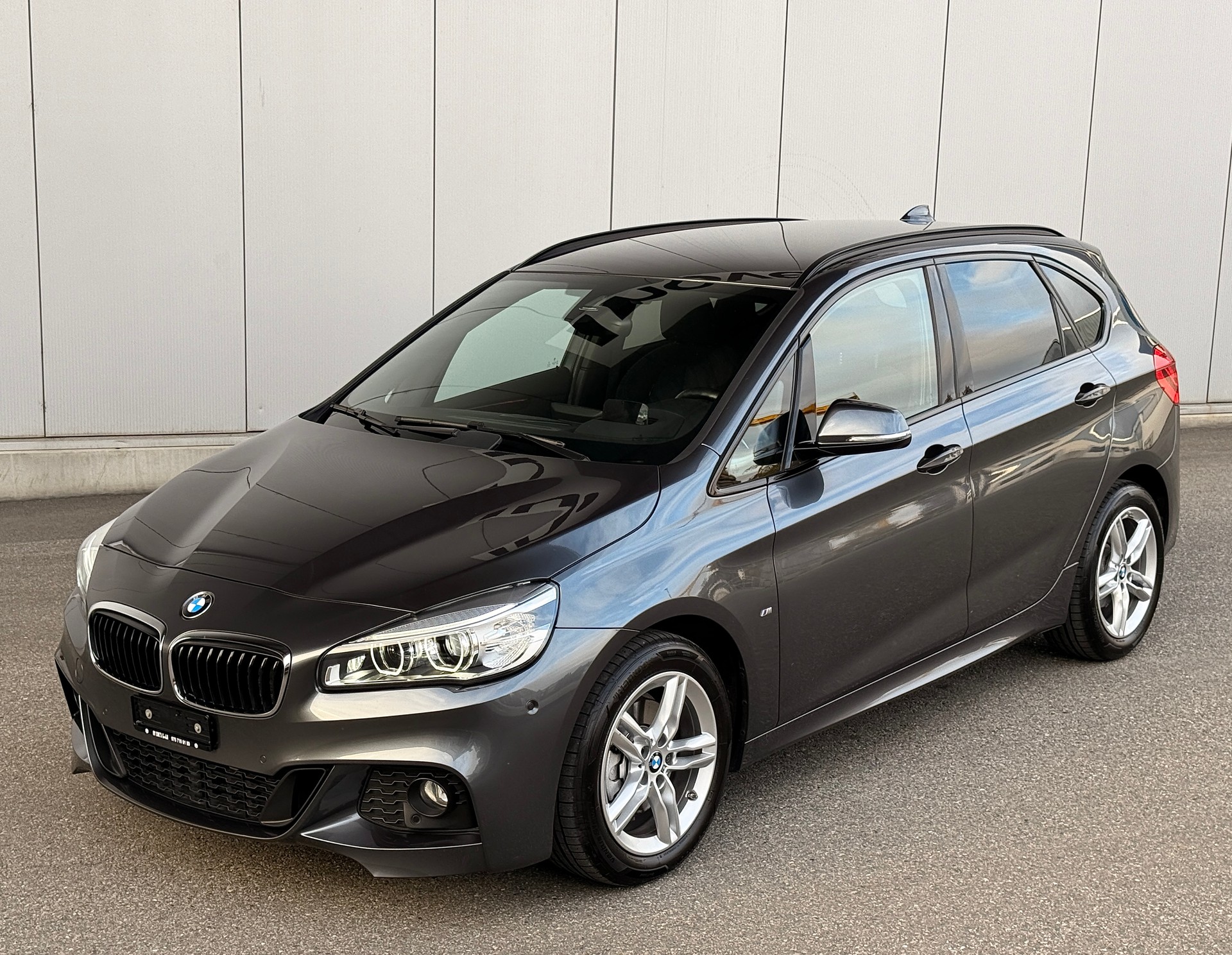 BMW 220d Active Tourer M Sport Steptronic-image-3