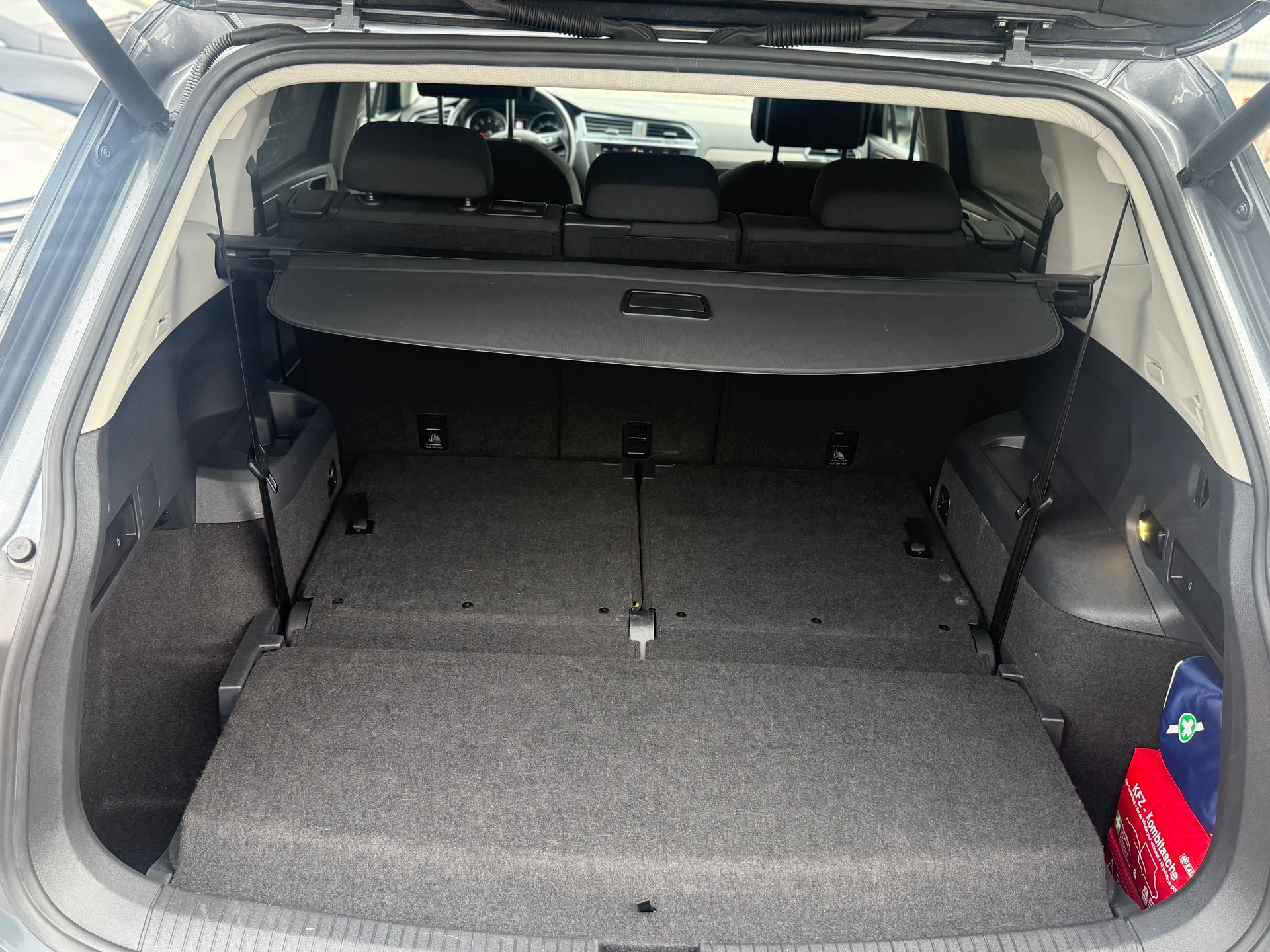 VW Tiguan Allspace 2.0TSI Life 4Motion DSG-image-6