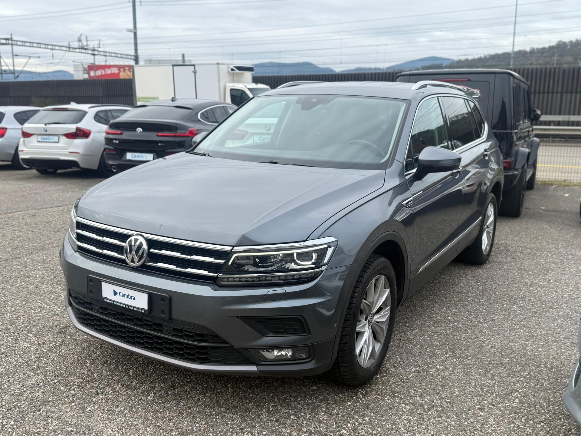 VW Tiguan Allspace 2.0TSI Life 4Motion DSG-image-2