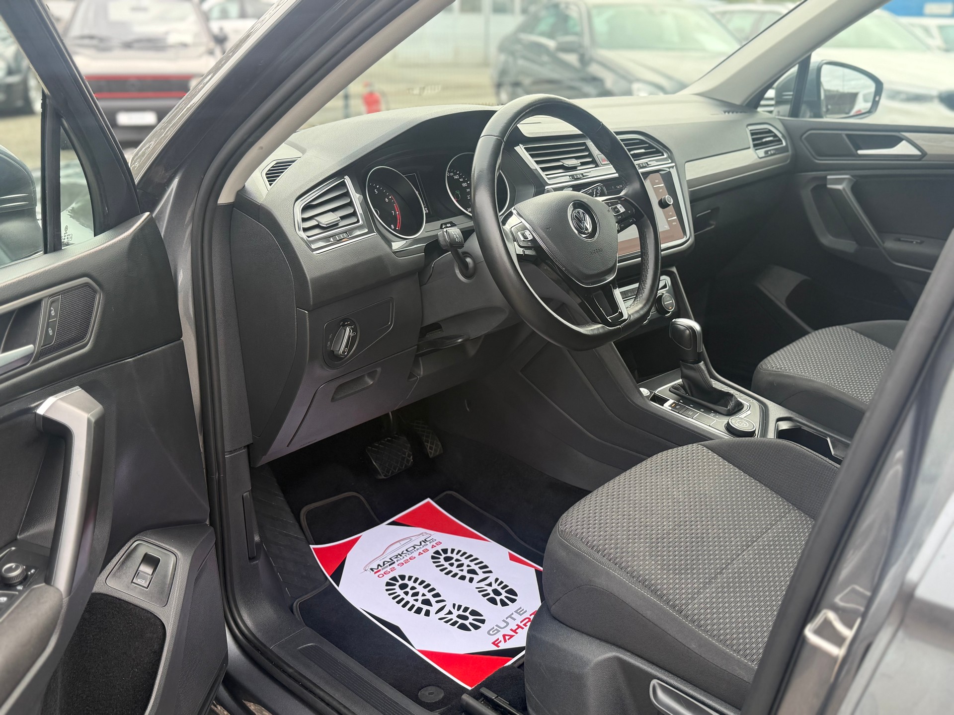 VW Tiguan Allspace 2.0TSI Life 4Motion DSG-image-9