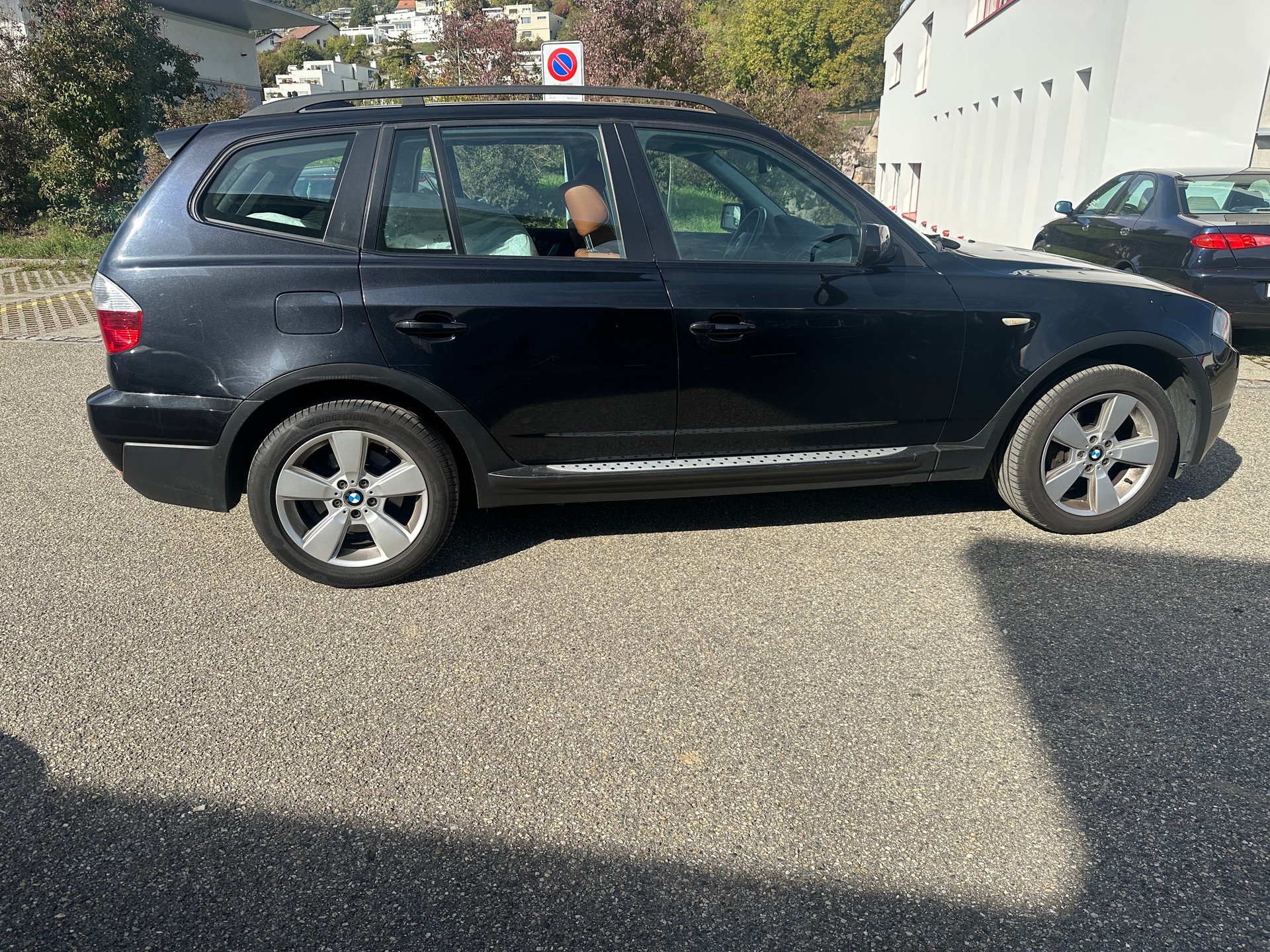 BMW X3 xDrive 25i (2.5si)-image-4