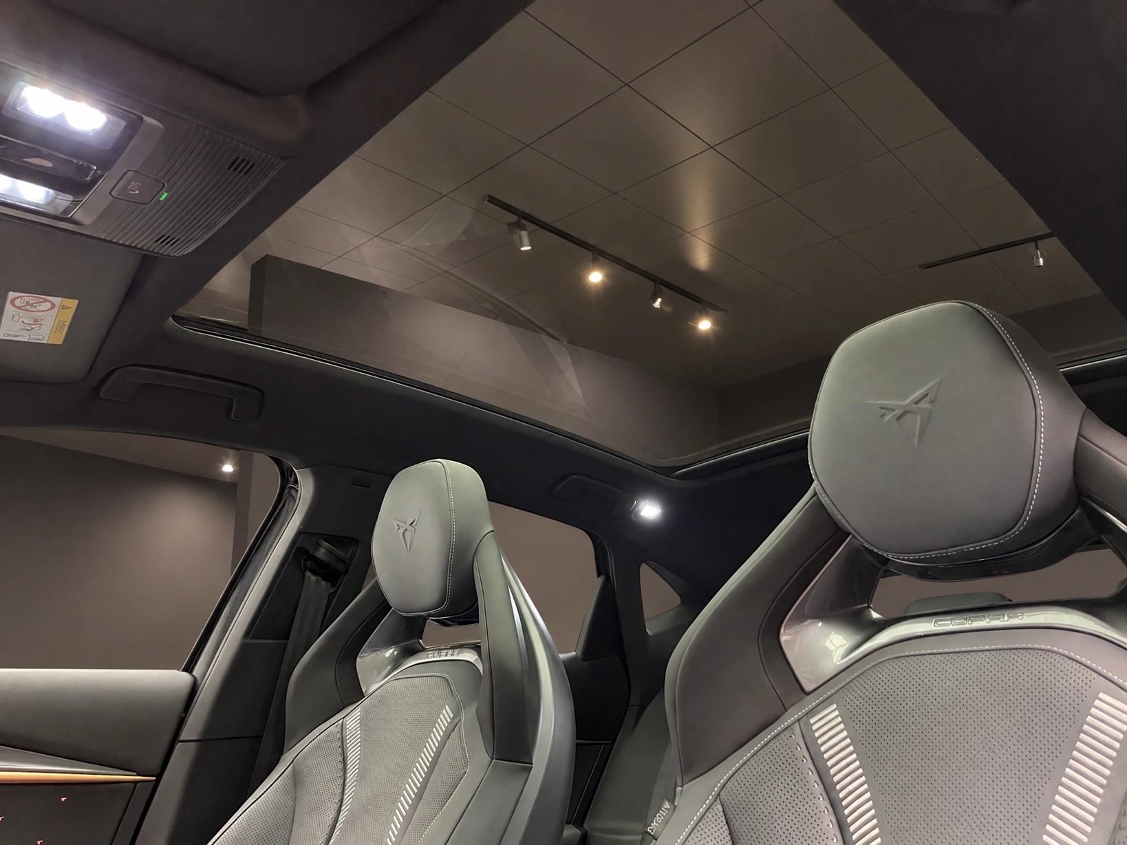 CUPRA Tavascan Type 10 77 kWh Extreme Prime Edition-image-9