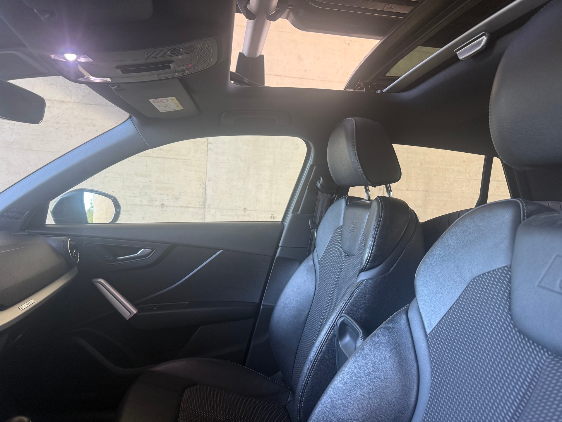 AUDI Q2 35 TDI quattro Sport S-tronic-image-13