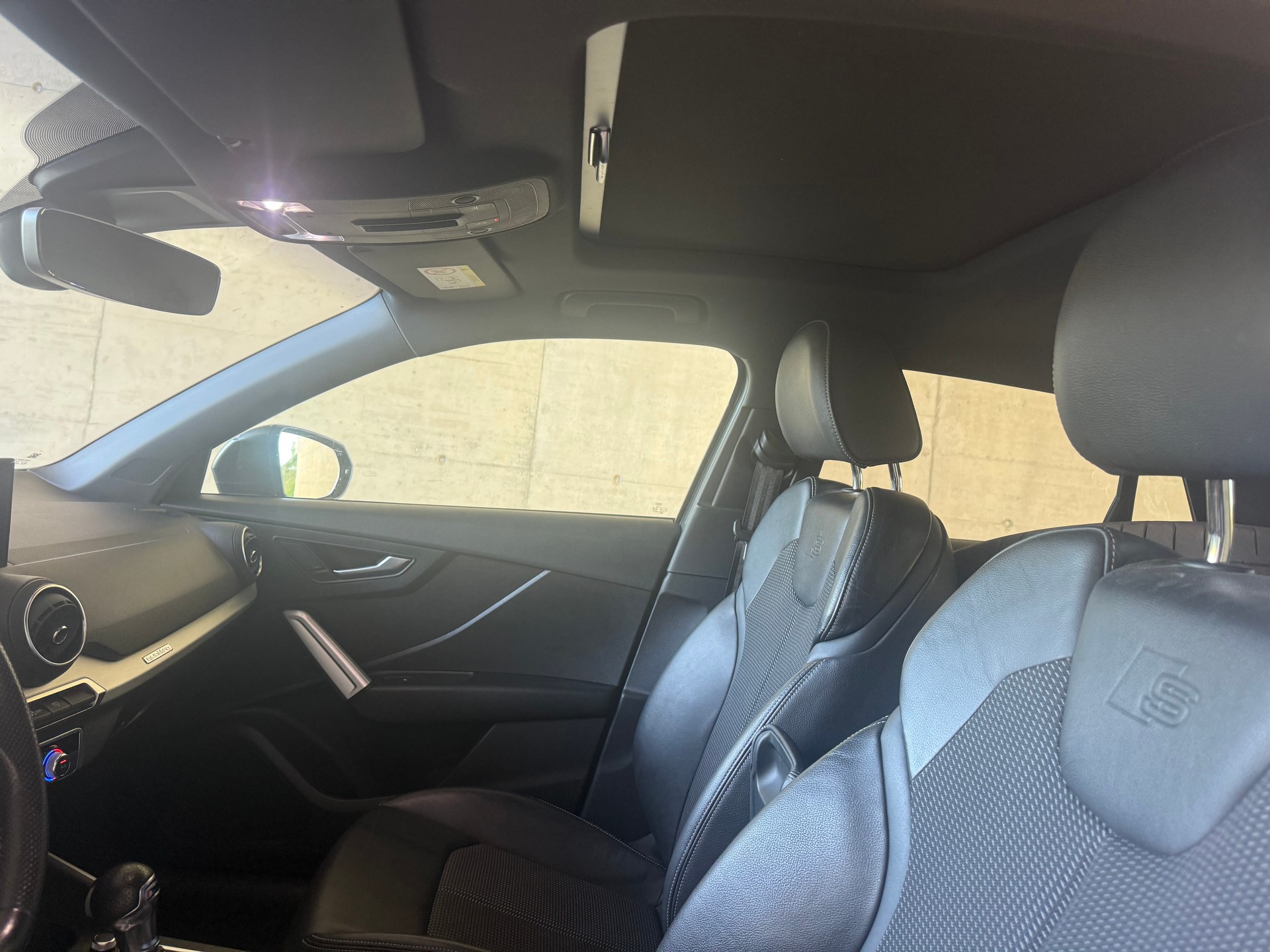 AUDI Q2 35 TDI quattro Sport S-tronic-image-12