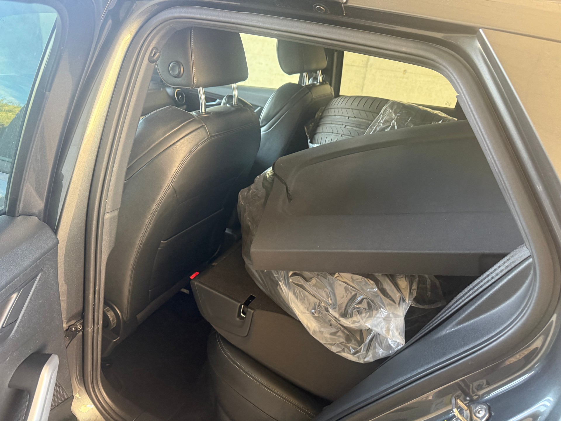 AUDI Q2 35 TDI quattro Sport S-tronic-image-9
