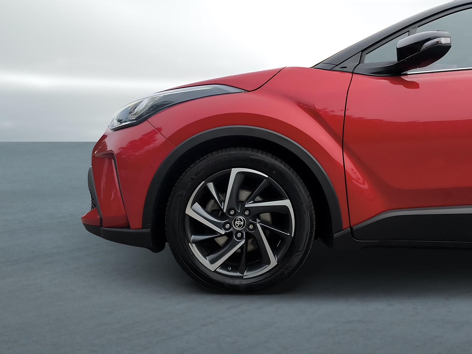 TOYOTA C-HR 2.0 VVTi HSD Move-image-11