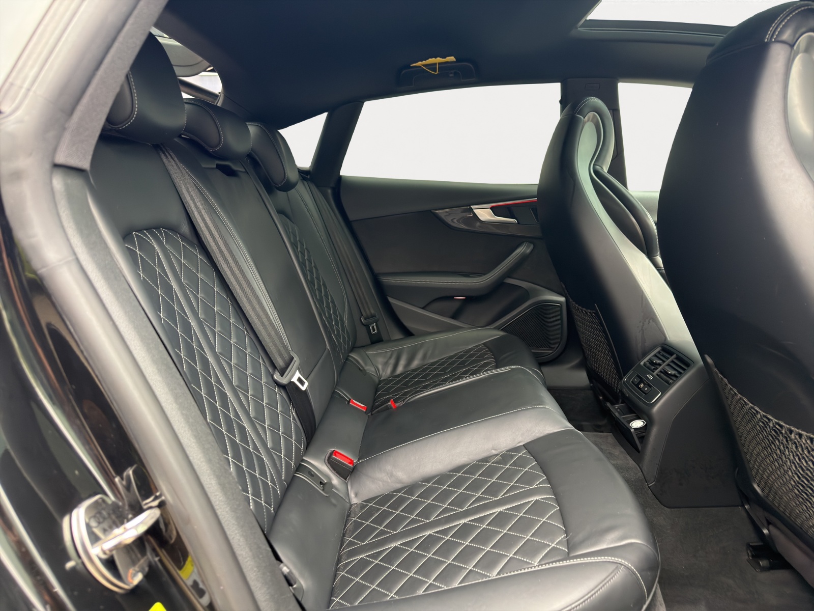 AUDI S5 Sportback 3.0 TFSI quattro tiptronic-image-17