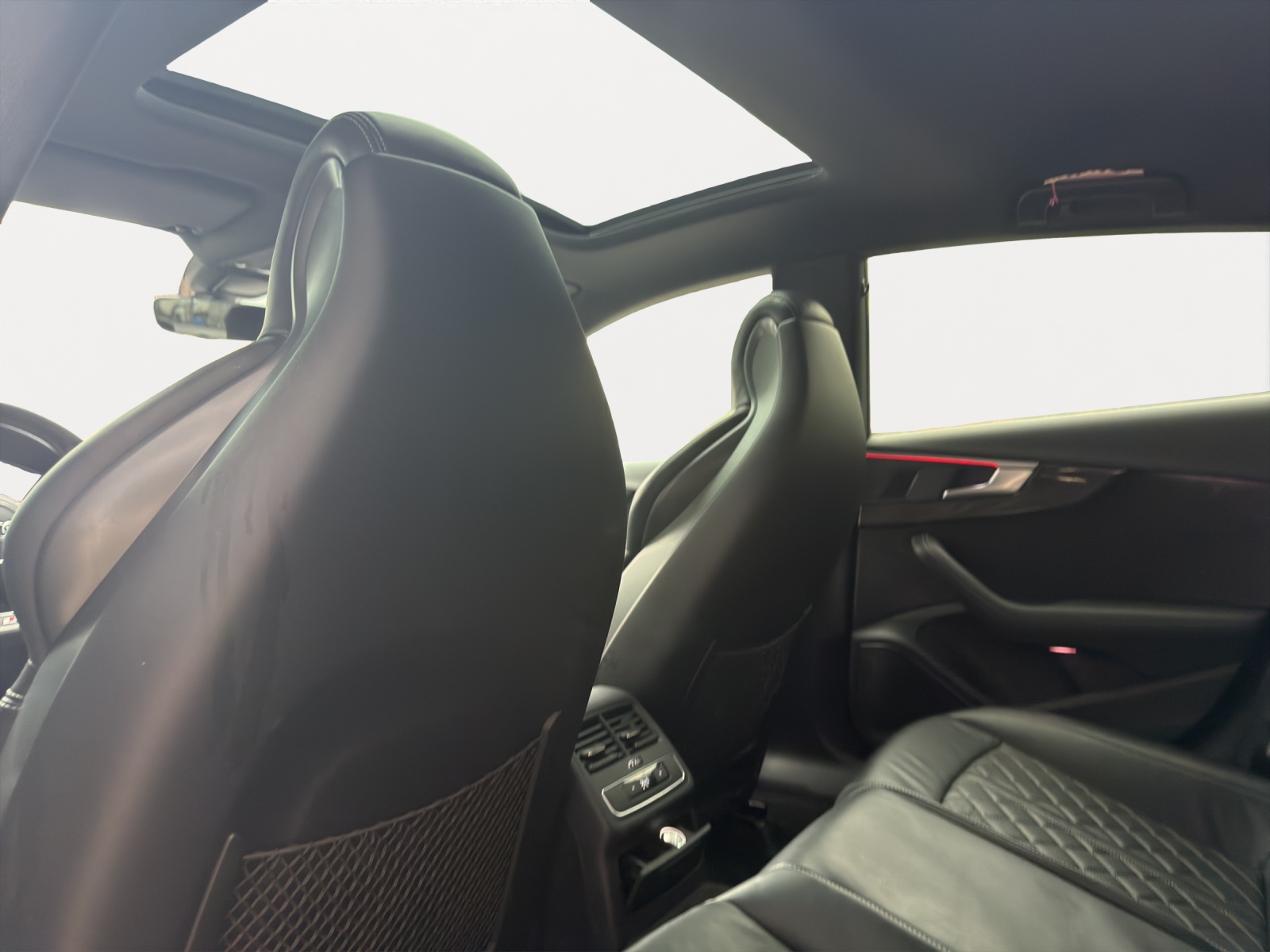 AUDI S5 Sportback 3.0 TFSI quattro tiptronic-image-14