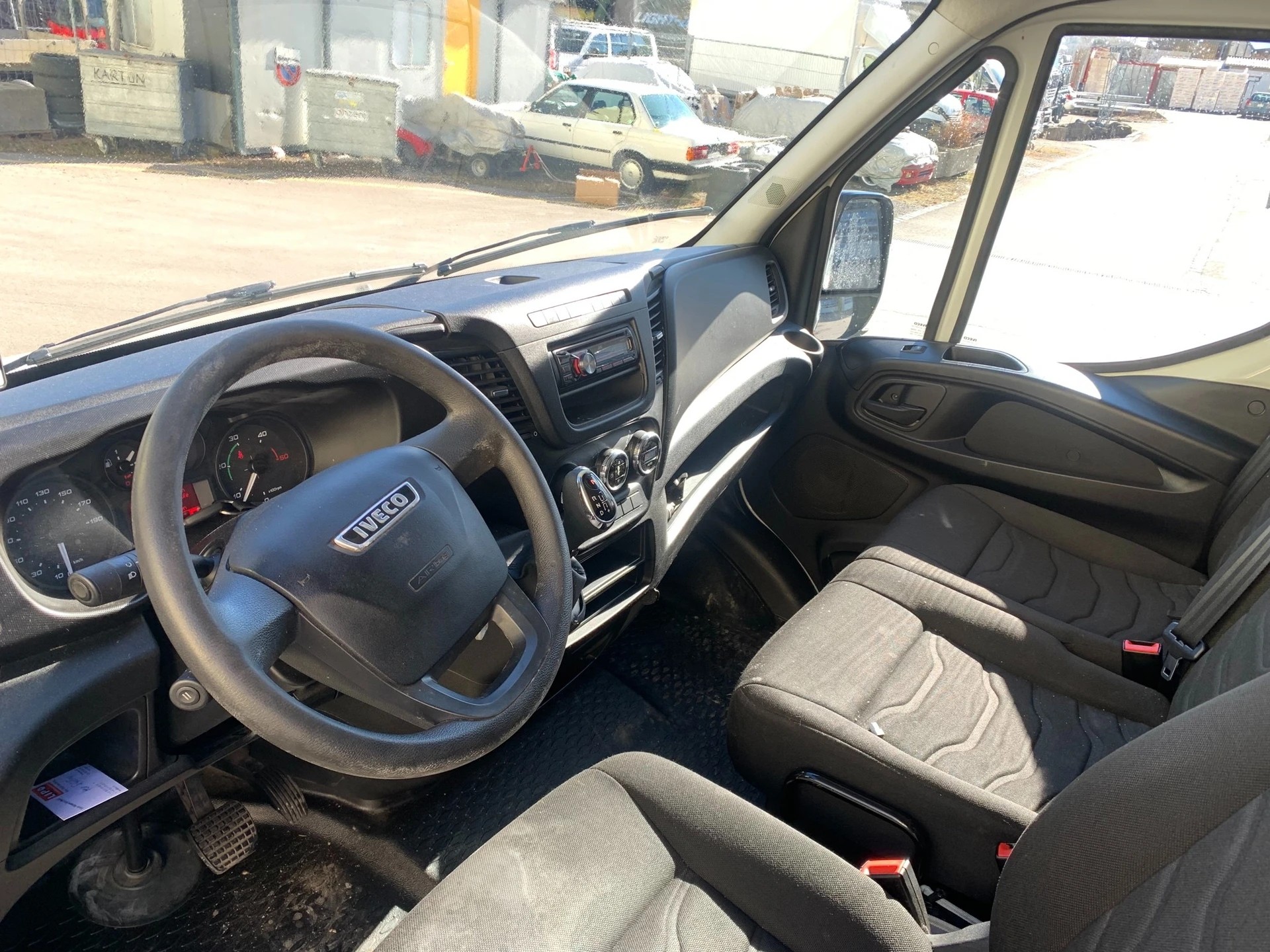 IVECO 35 C 21 V-image-4