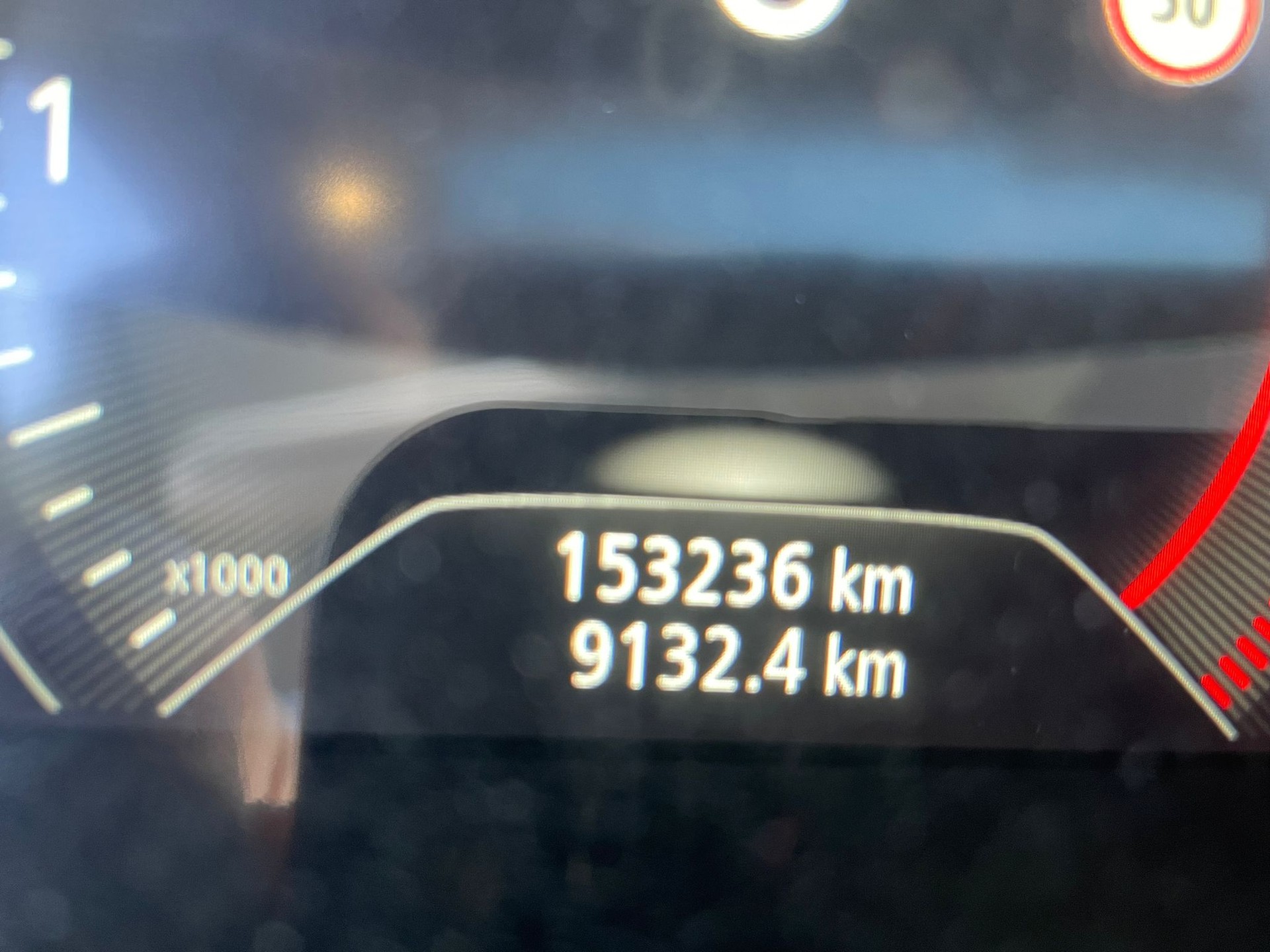 RENAULT Espace 1.6 dCi Initiale Paris EDC-image-5