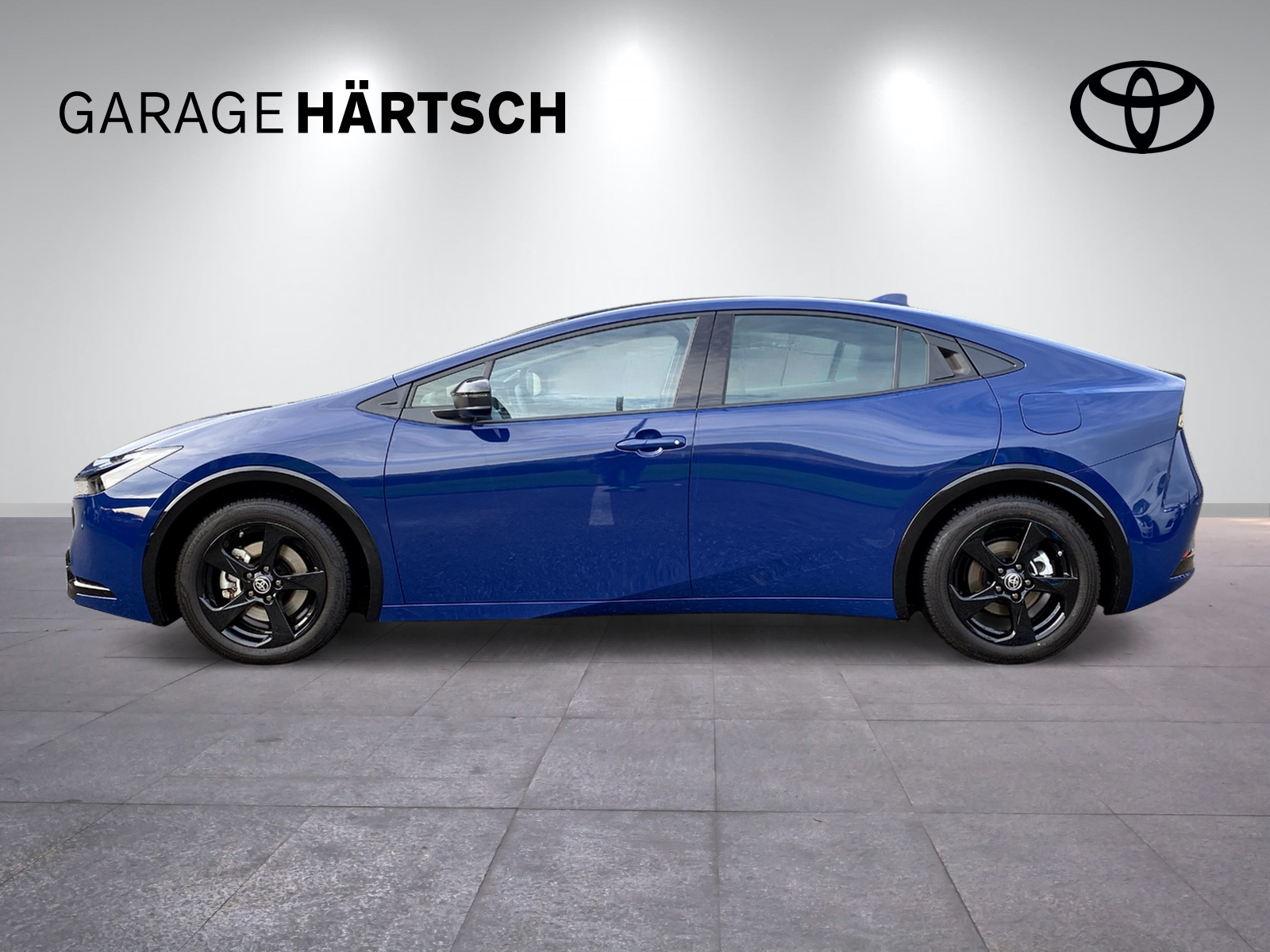 TOYOTA Prius 2.0 Plug-In-Hybrid Style-image-1