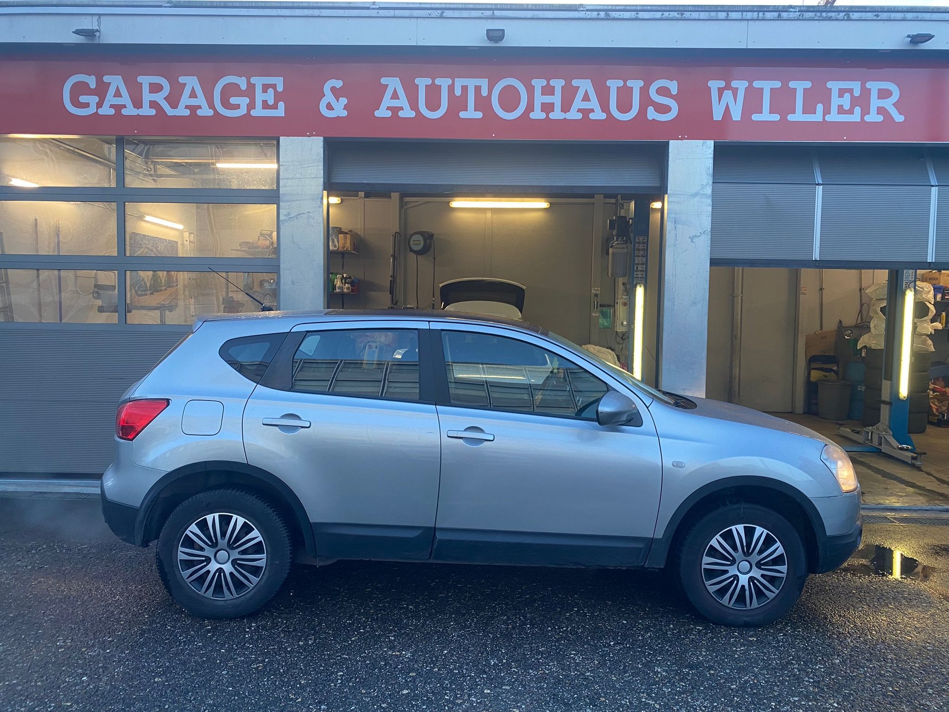 NISSAN Qashqai 2.0 dCi 4WD tekna Automatic-image-3