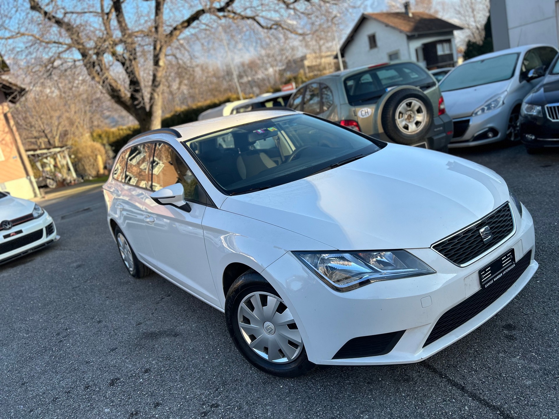 SEAT Leon ST 1.6 TDI Reference Stopp-Start DSG-image-13