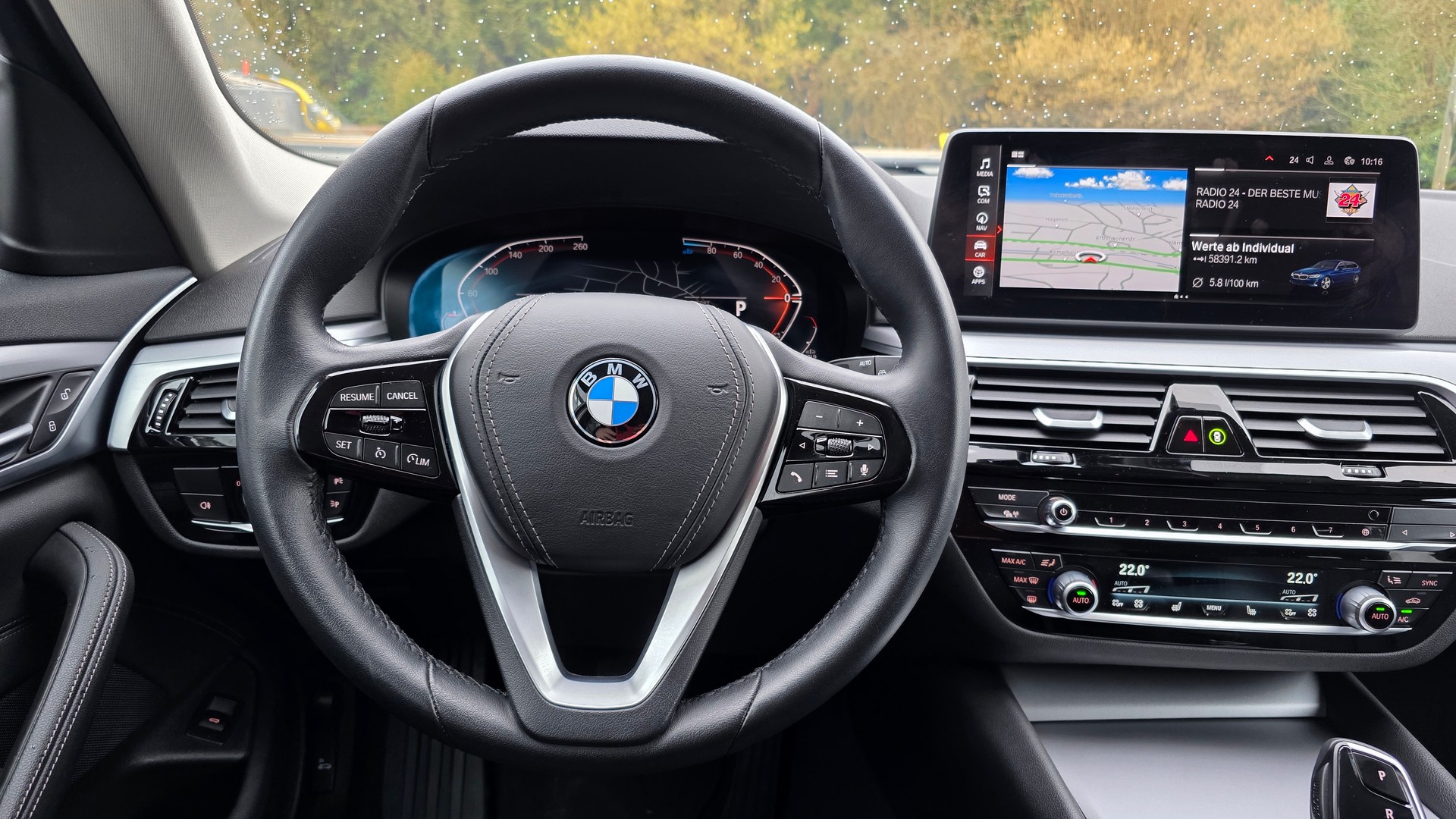 BMW 520d xDrive 48V Touring Steptronic-image-16